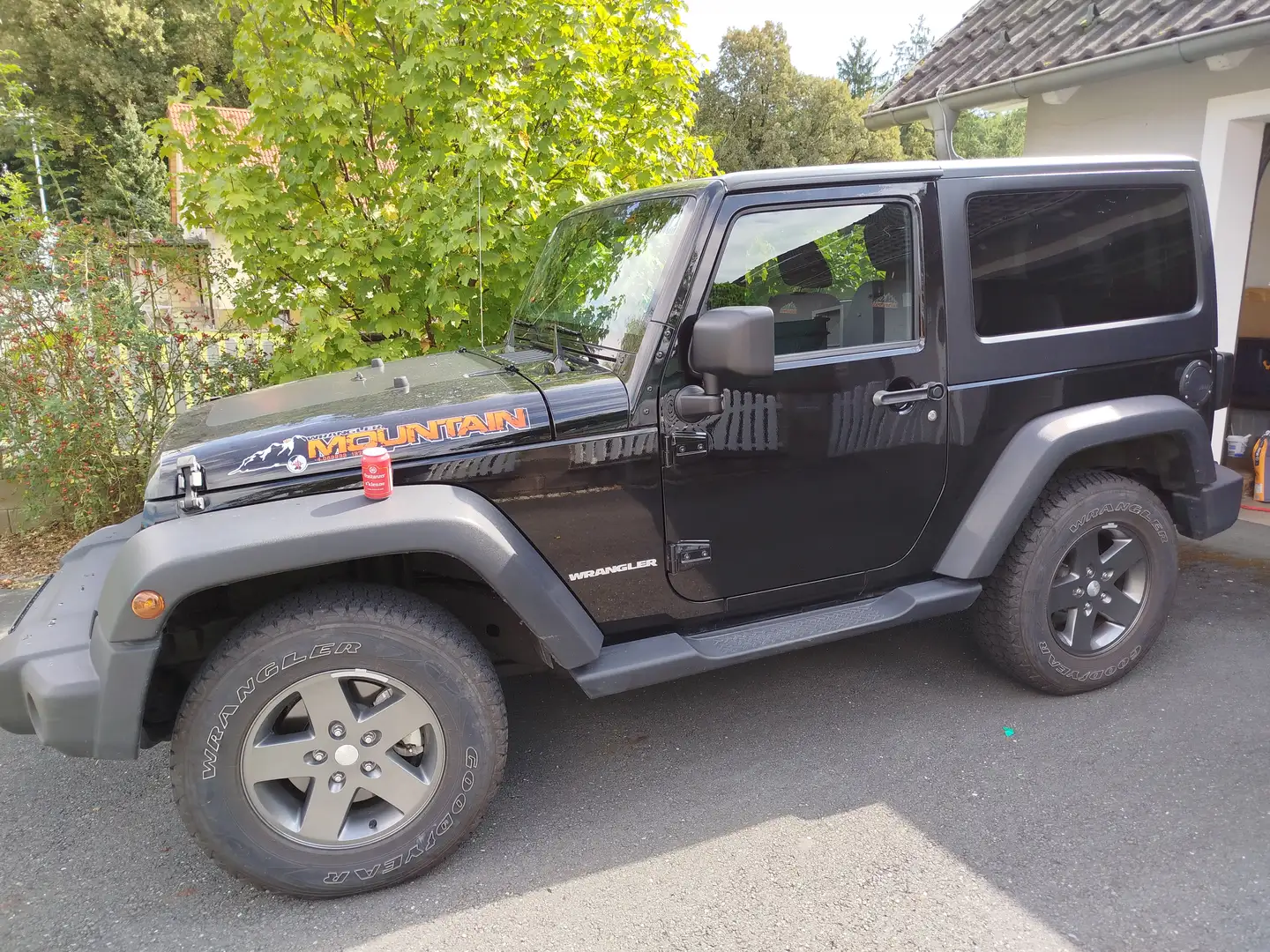 Jeep Wrangler Wrangler Mountain 2,8 CRD Mountain Schwarz - 1