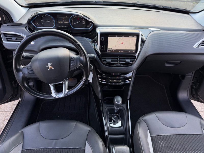 Peugeot 2008 Allure — photo 7