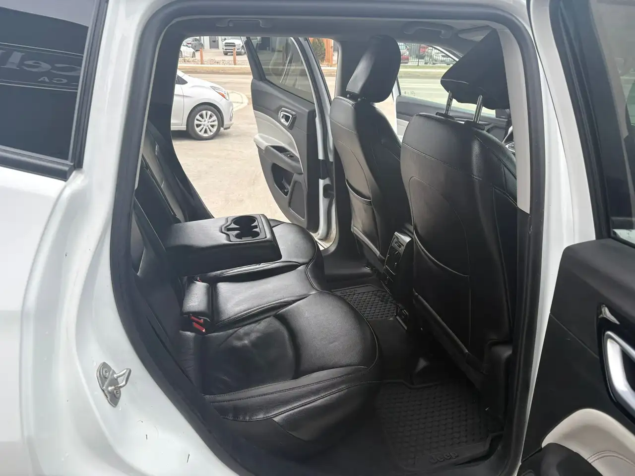 Jeep Compass снимка Jeep Compass
