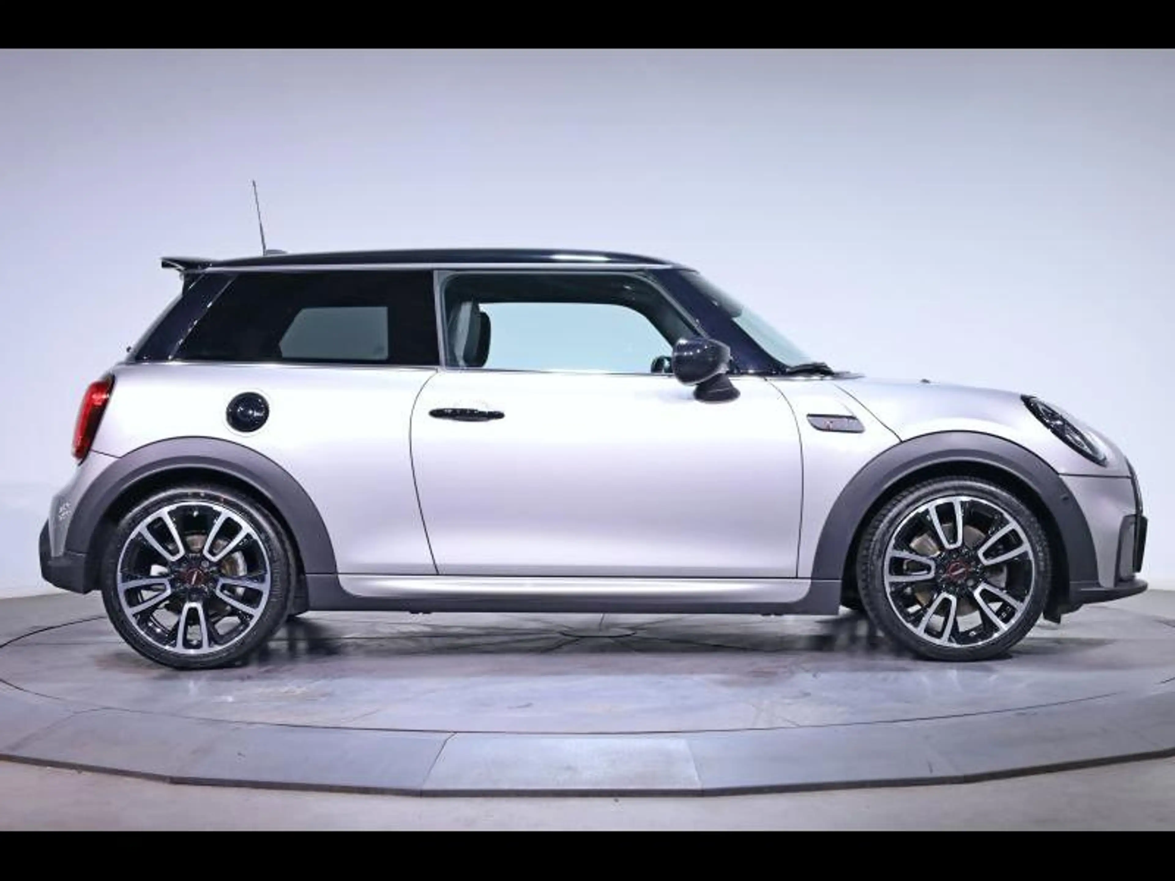 MINI Cooper S Hatch 3 portes Kit JCW — photo 3