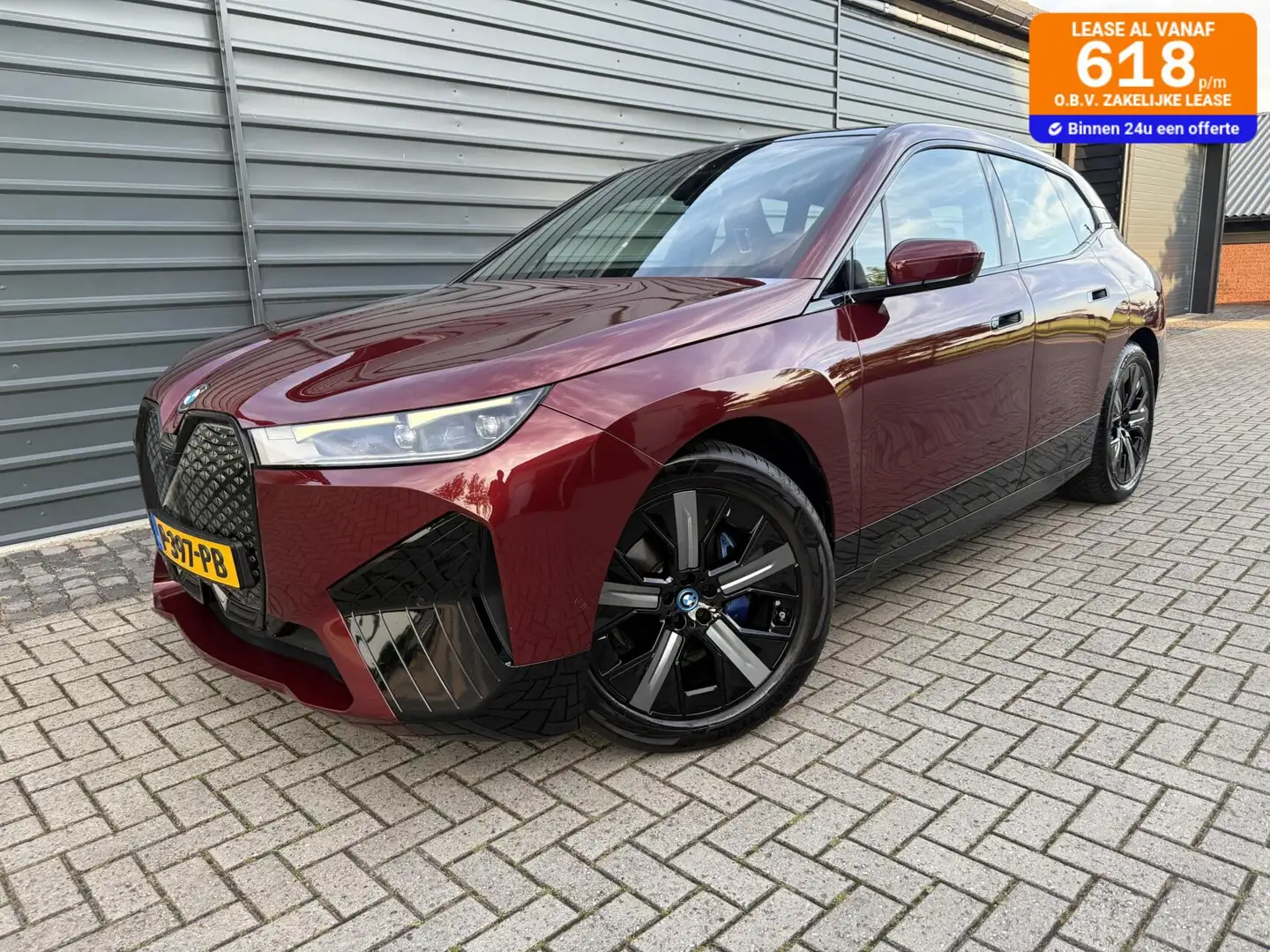 BMW iX xDrive40 High Executive 77 kWh SOH 99% Led v+a Aut Rouge - 1