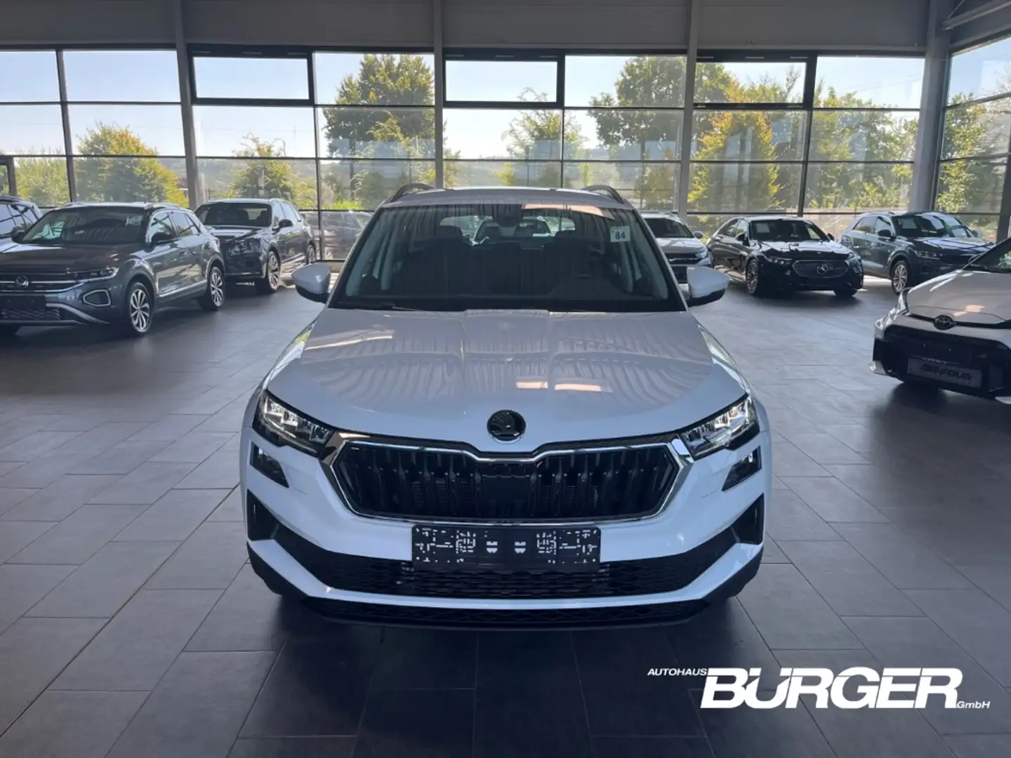 Skoda Karoq Selection 1.5 TSI LED Kamera Navi Digi Cockpit LED Weiß - 2