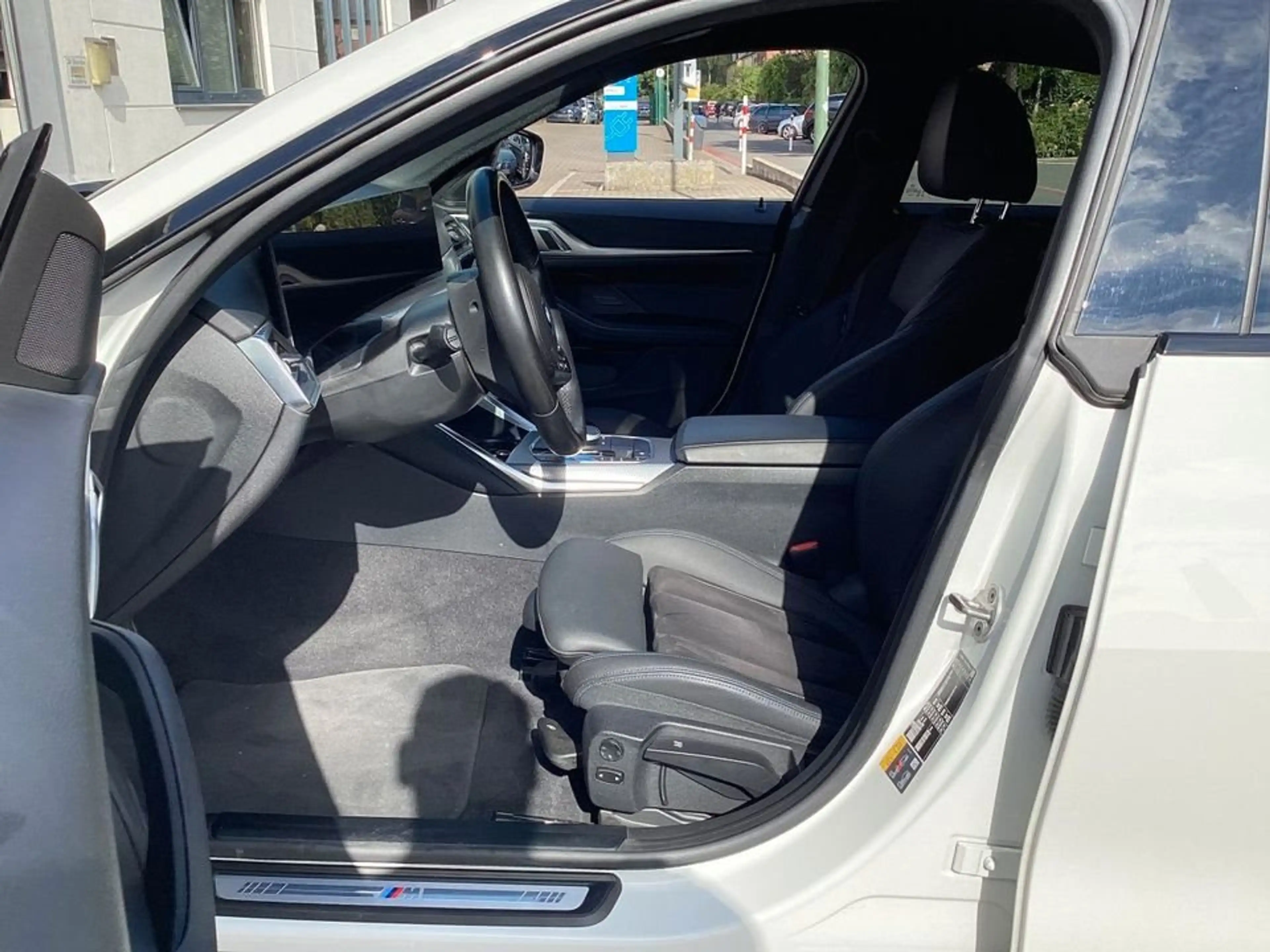 BMW i4 eDrive35 M Sport + 2Jahre-BPS.-GARANTIE — photo 4