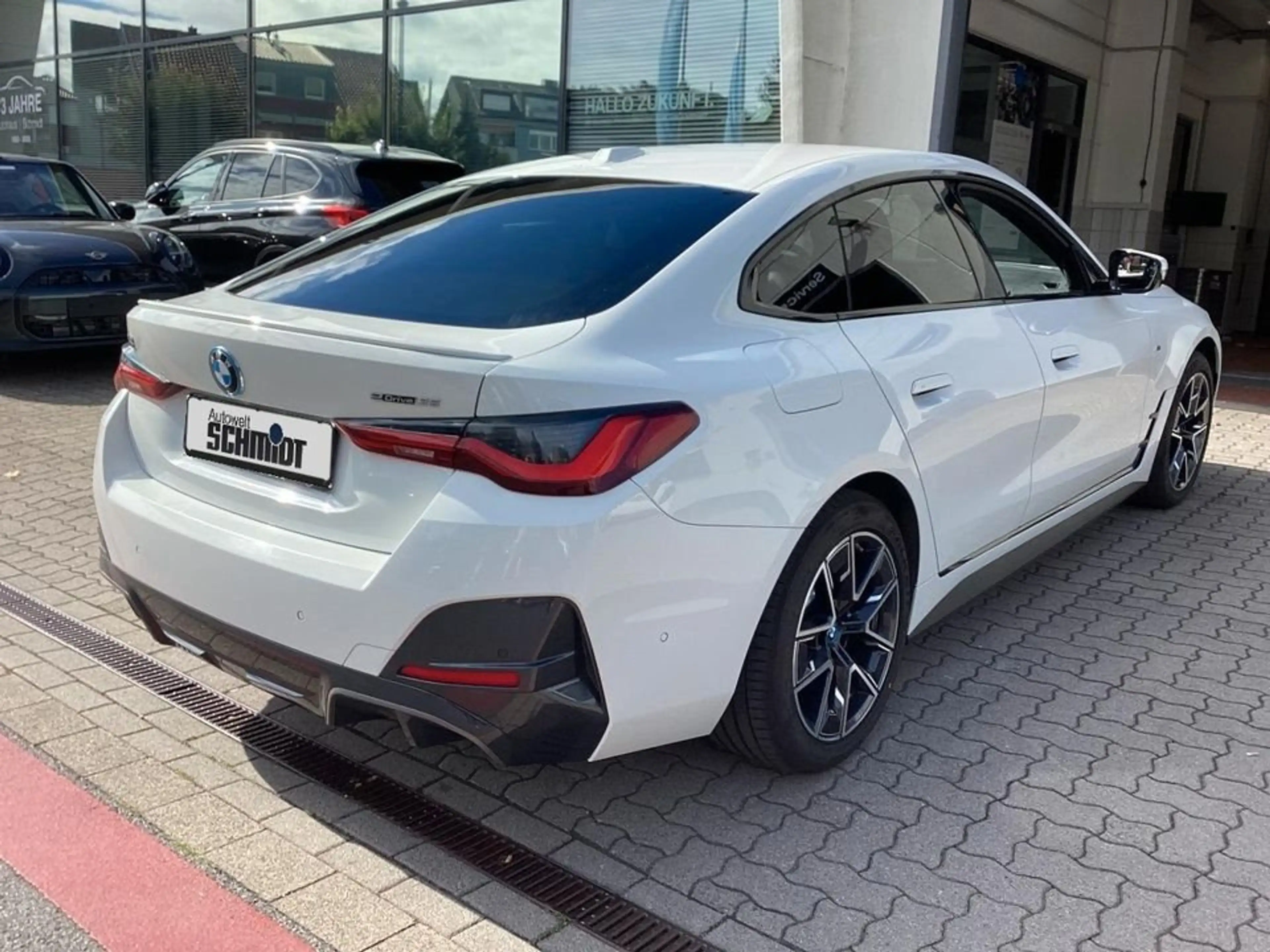 BMW i4 eDrive35 M Sport + 2Jahre-BPS.-GARANTIE — photo 3