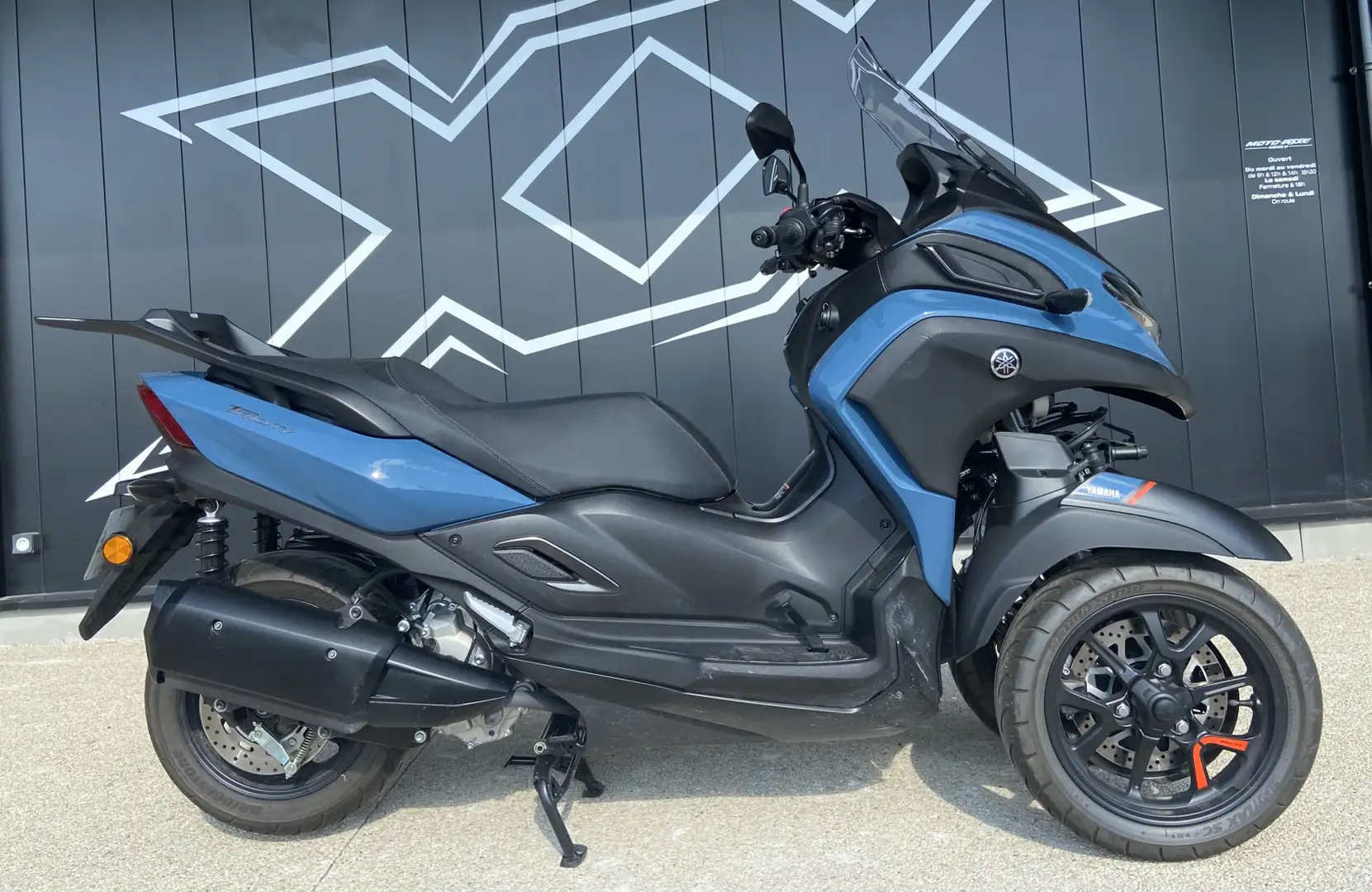 Yamaha TriCity Bleu - 1