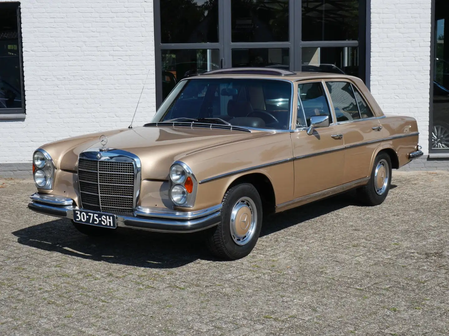 Mercedes-Benz 280 SE 3,5 Cardan defect Zonder kenteken Beige - 1