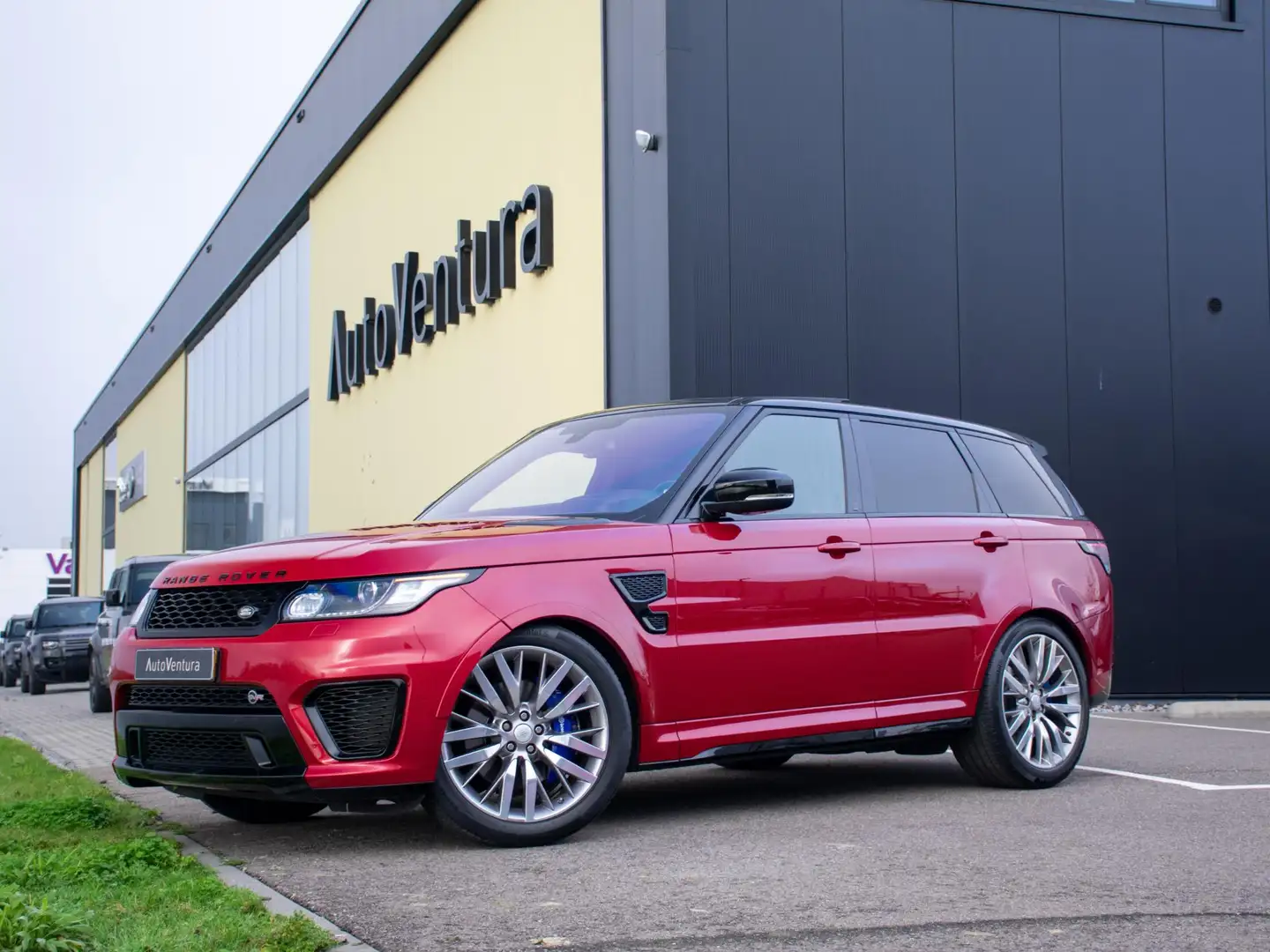 Land Rover Range Rover Sport 5.0 V8 Supercharged SVR | NL Auto | Schuif-/kantel Rouge - 1