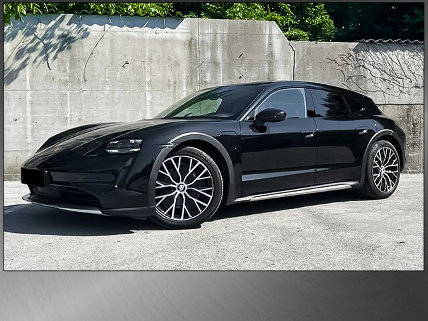 Porsche Taycan 4 Cross Turismo 83,7kWh Schwarz - 1