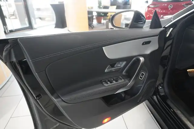 Mercedes-Benz Cla Class view 15