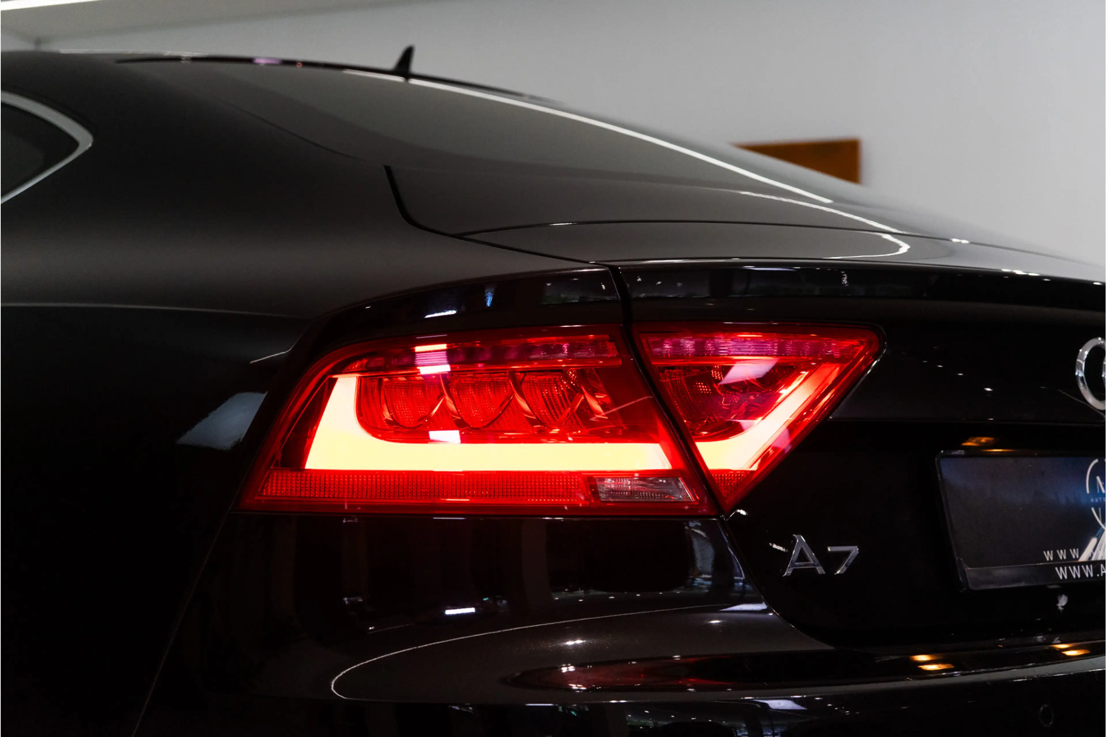 Audi A7 Sportback 2.8 FSI Quattro Pro Line+ 204PK | YOUNGT — photo 9