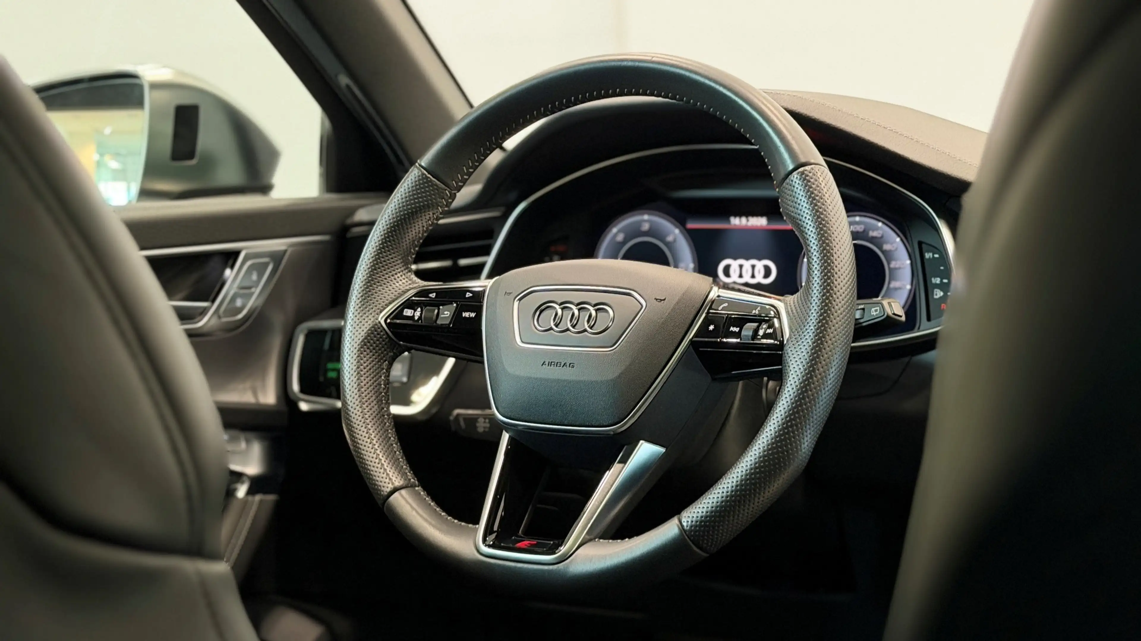 Audi S6 PANO Standheizung AHK S-Sportsitz HD-Matrix — photo 13