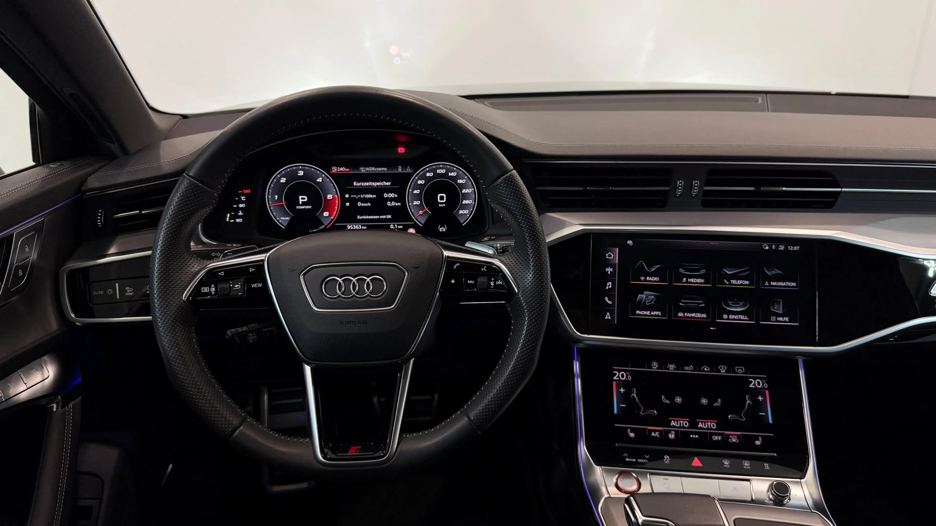Audi S6 PANO Standheizung AHK S-Sportsitz HD-Matrix — photo 12