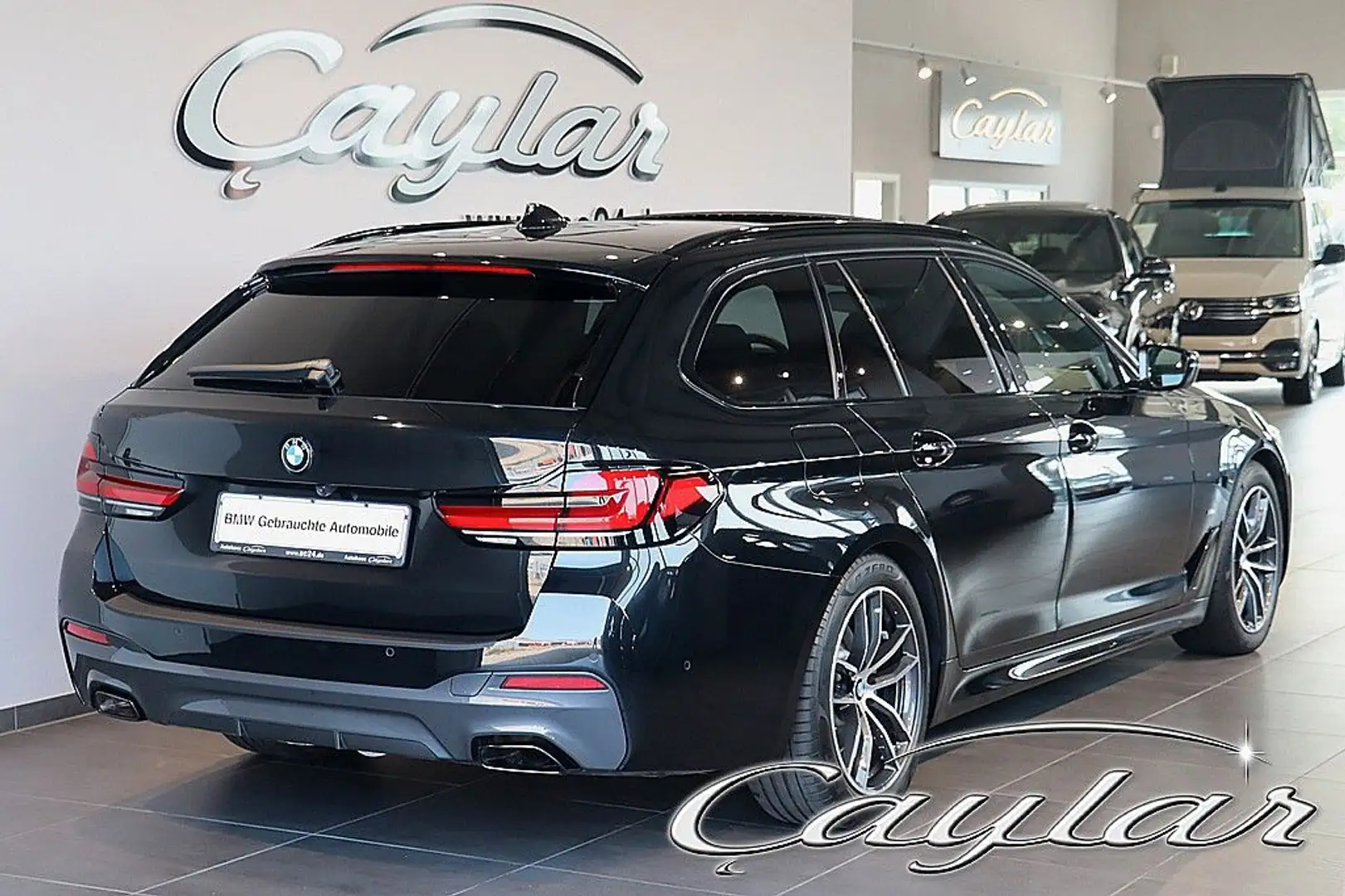 BMW 540 xd TOUR M SPORT ACC BELÜFTET LASER PANO AHK Zwart - 2