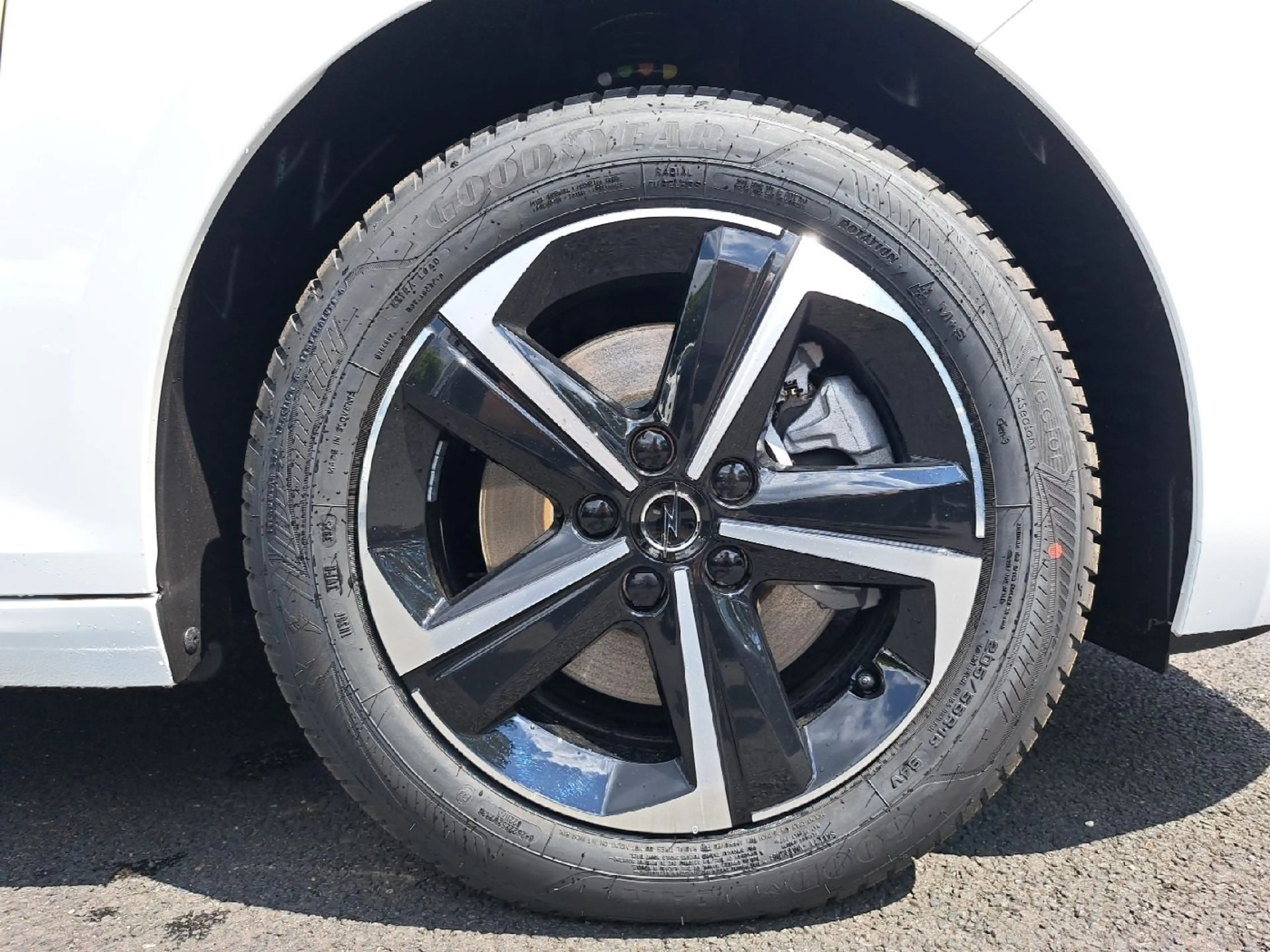 Opel Astra L ST 1.2 Turbo Edition *LED*DAB*SHZ*PDC*AWR — photo 9
