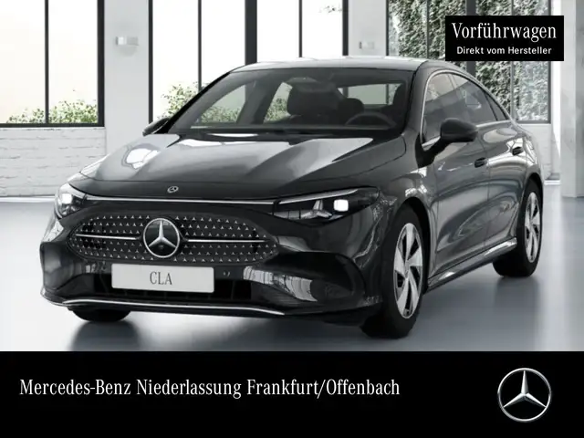 Mercedes-Benz CLA 180 Pano LED Kamera Spurhalt Ass Totwinkel PTS