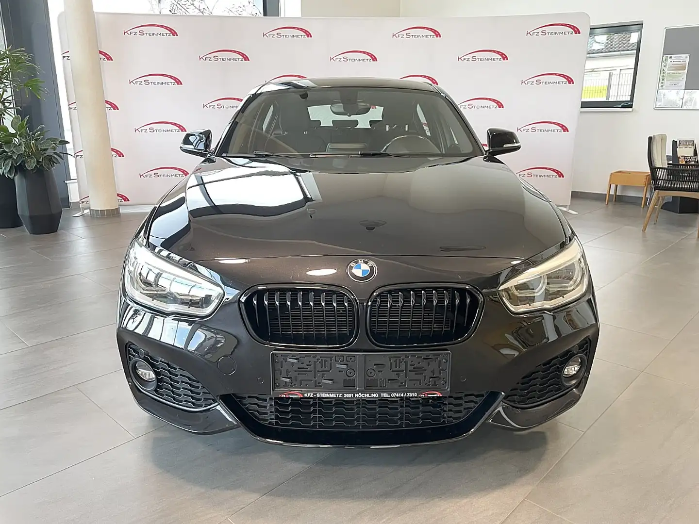 BMW 116 d M Sport Schwarz - 2