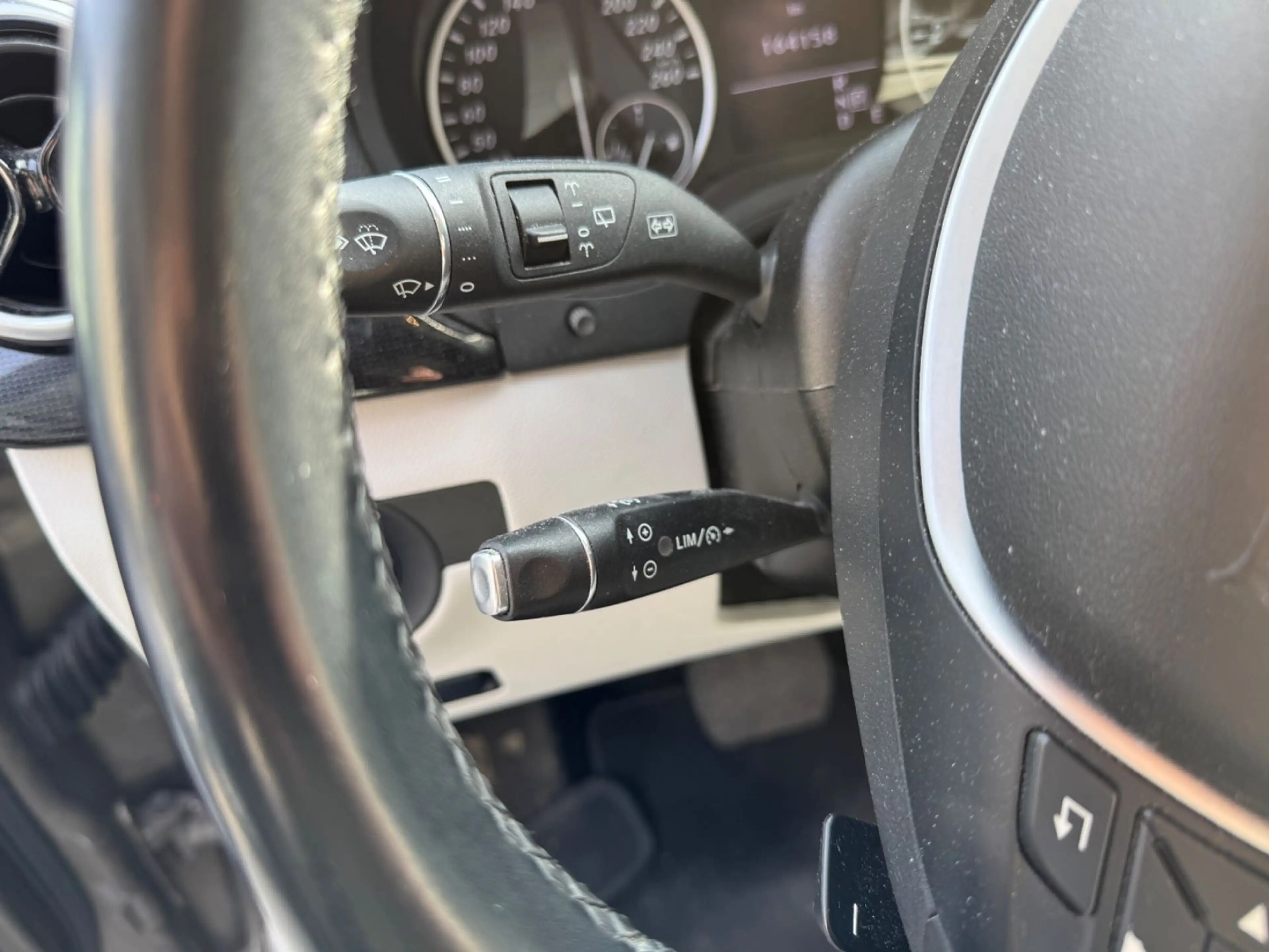 Mercedes-Benz B 220 CDI / d Aut. Xenon KAMERA NAVI 1.HAND — photo 13