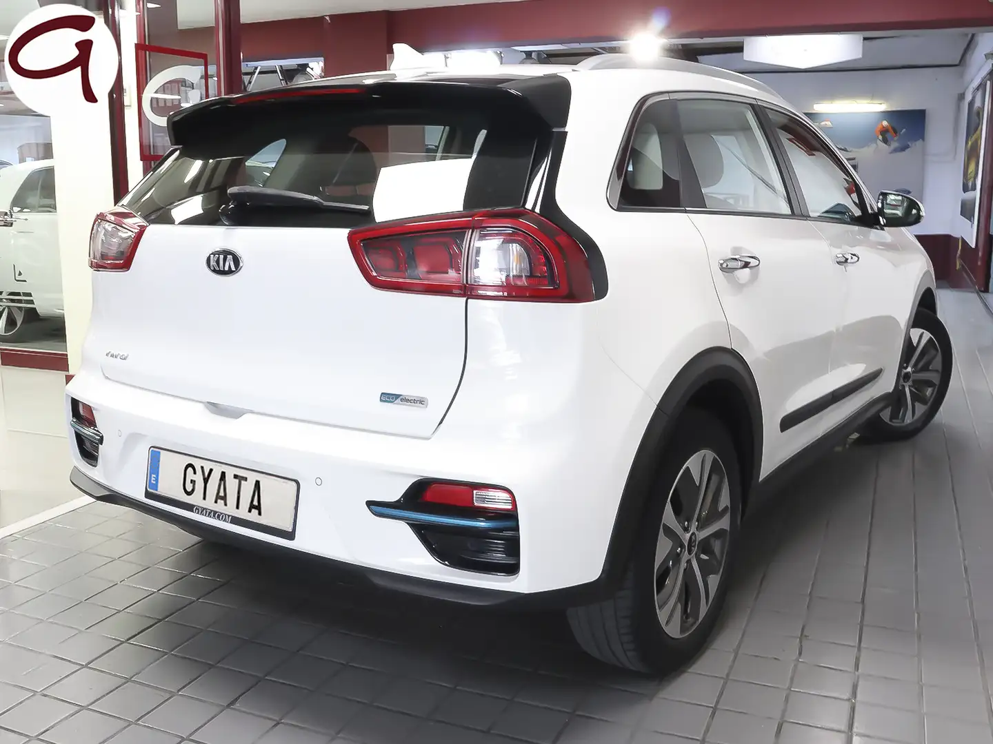 Kia e-Niro Concept Bílá - 2