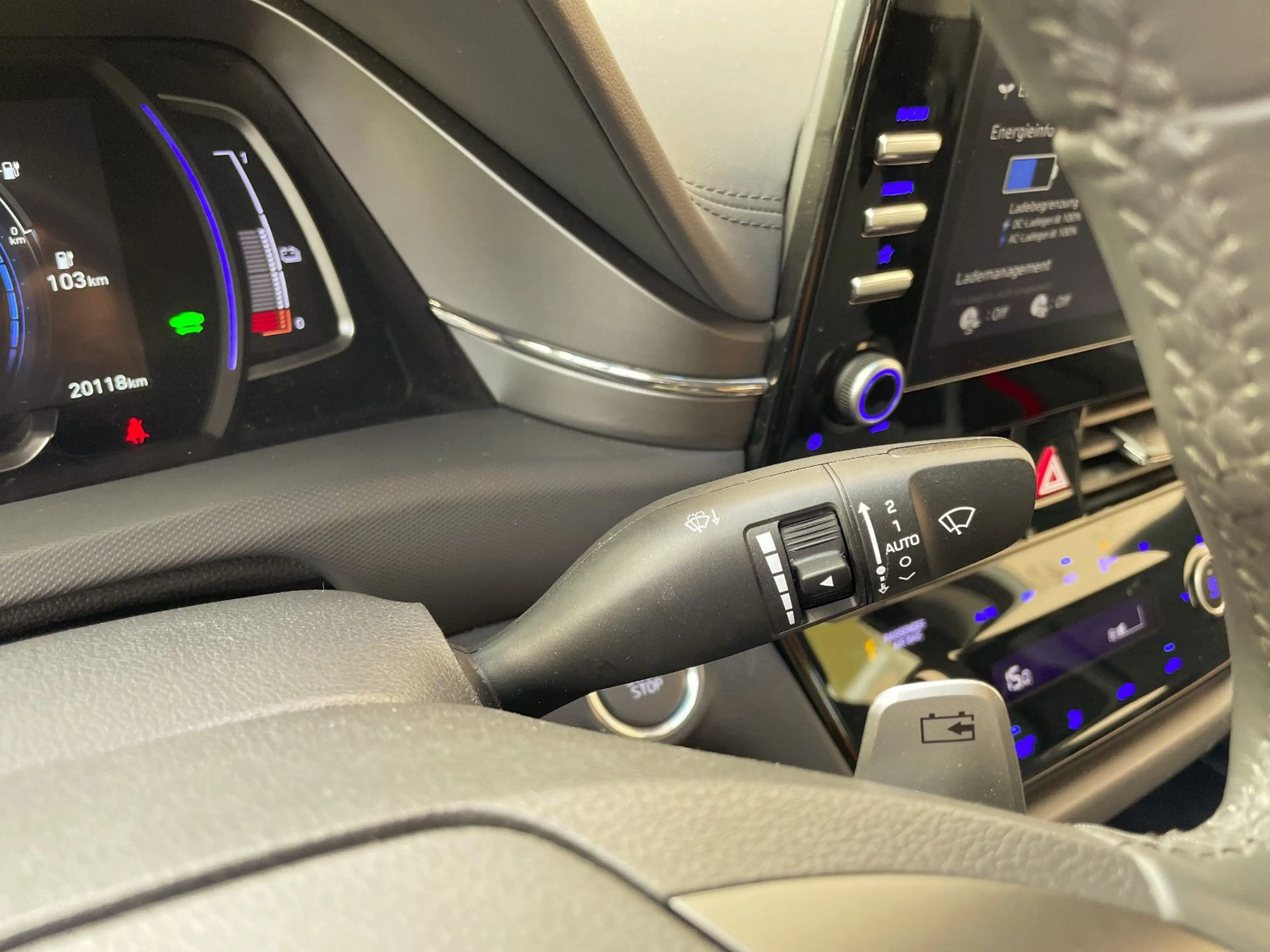 Hyundai IONIQ Trend Elektro aus 2. Besitz erst 20Tkm!!! — photo 26
