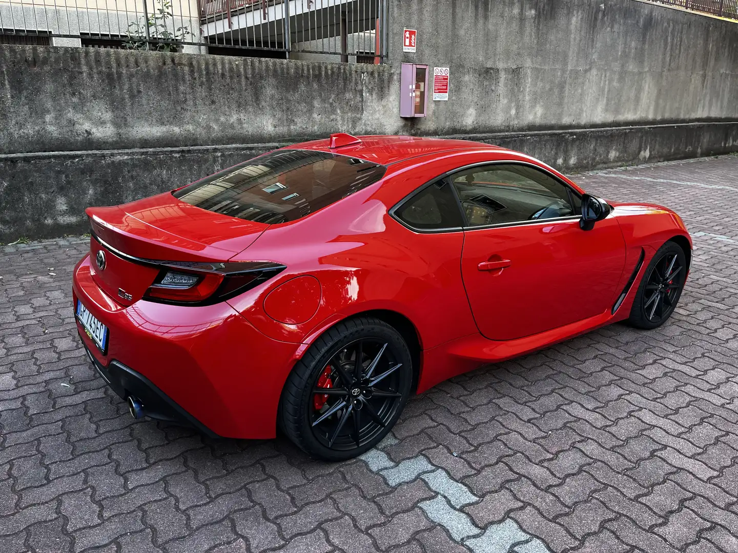 Toyota GR86 2.4 Premium Sport - 2