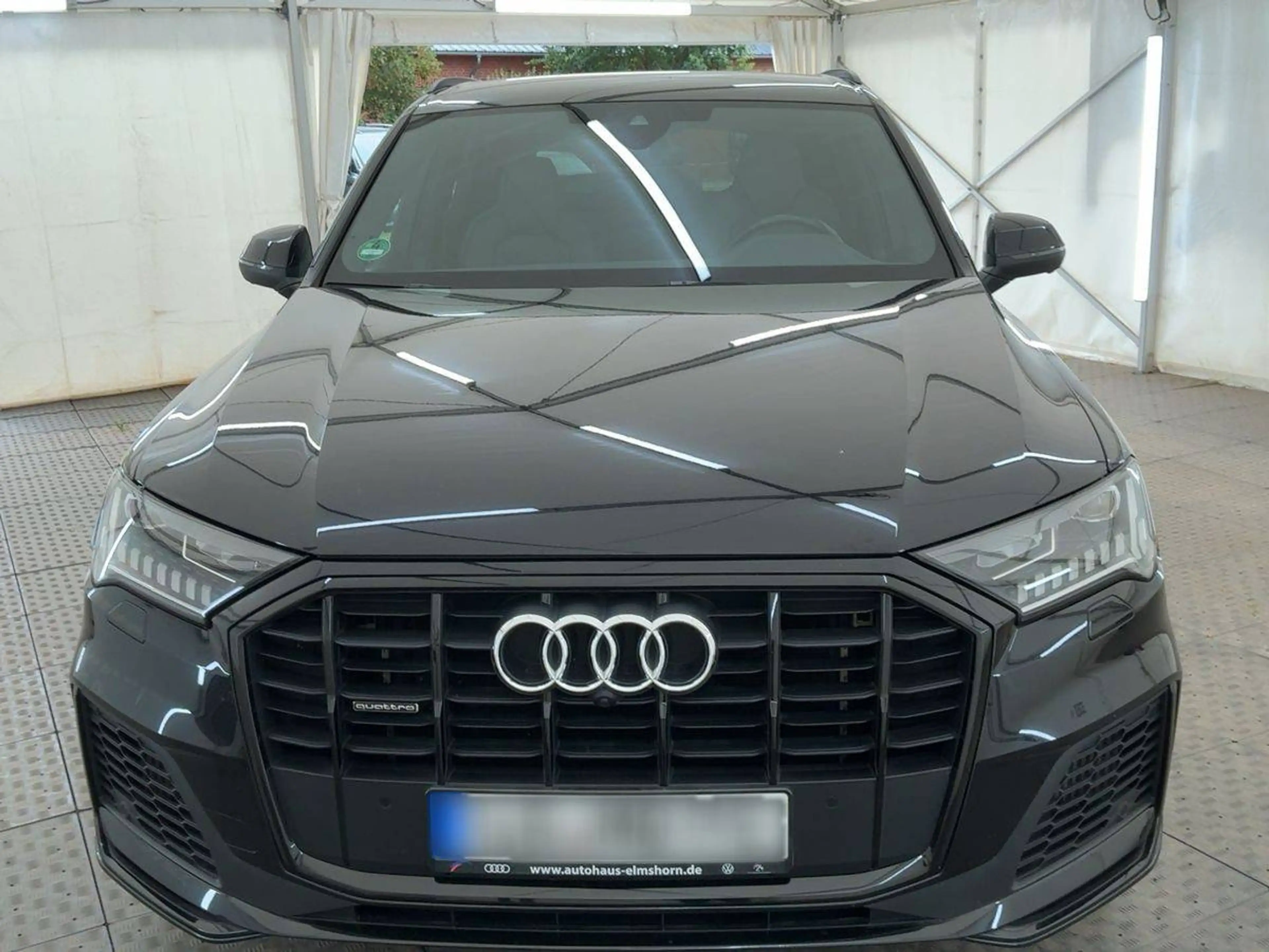 Audi Q7 60 TFSI e quattro S line — photo 10