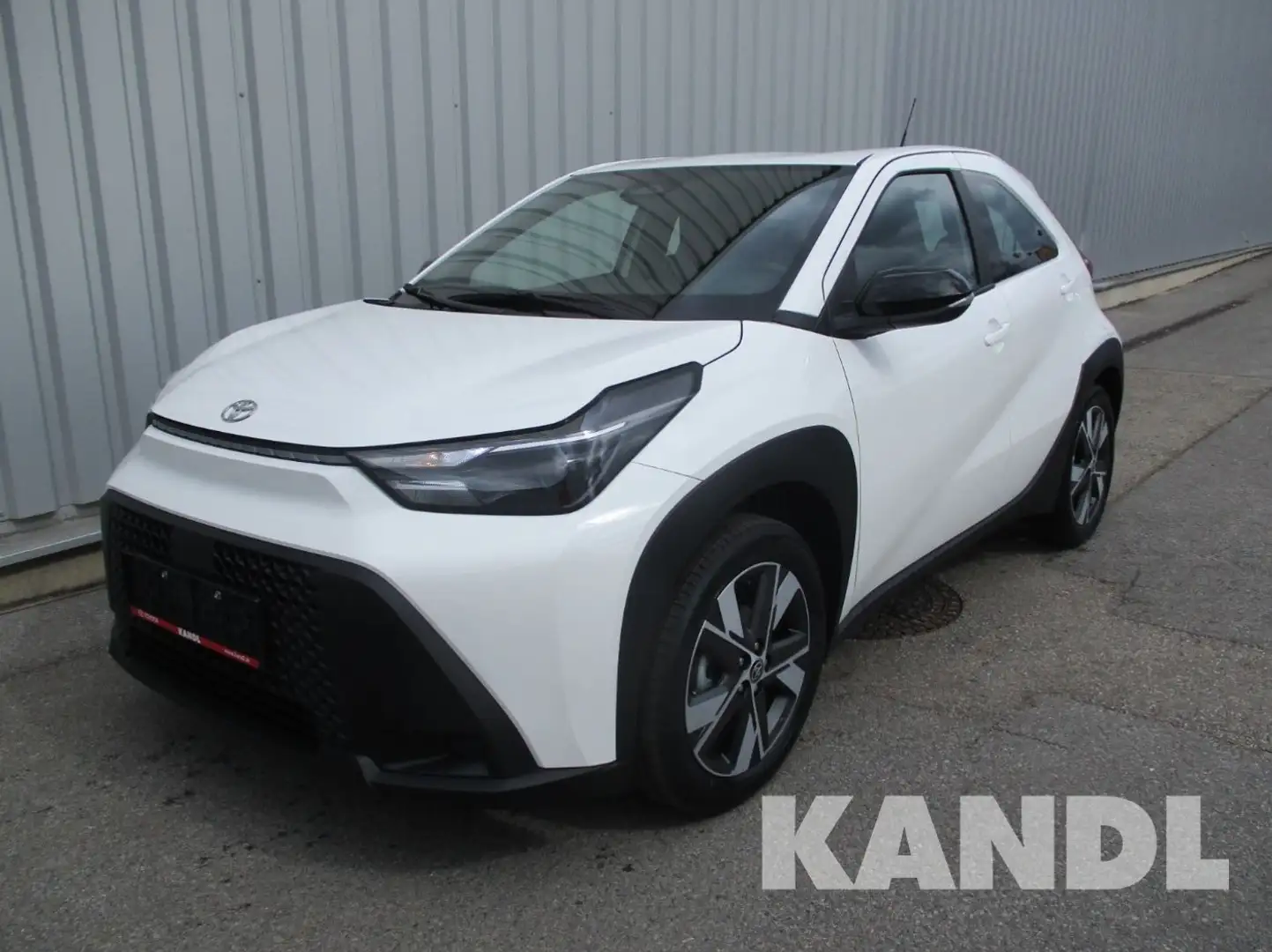 toyota aygo x