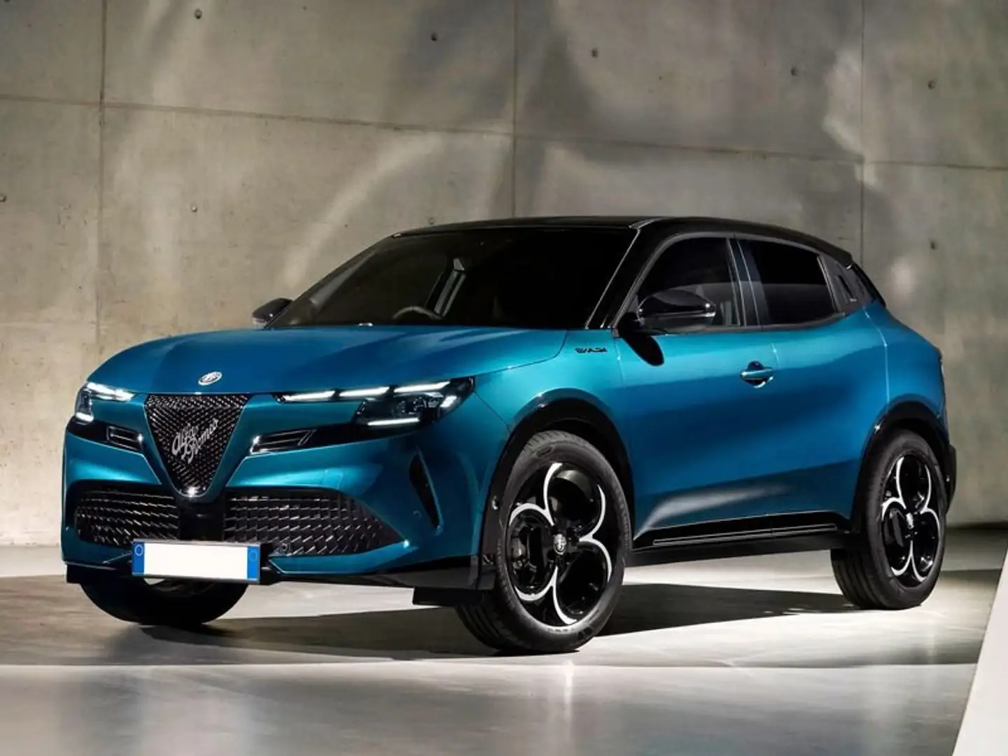 Alfa Romeo Junior 156 CV BEV - 1