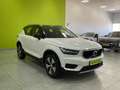 Volvo XC40 T2 Momentum Pro Aut. Blanco - thumbnail 3