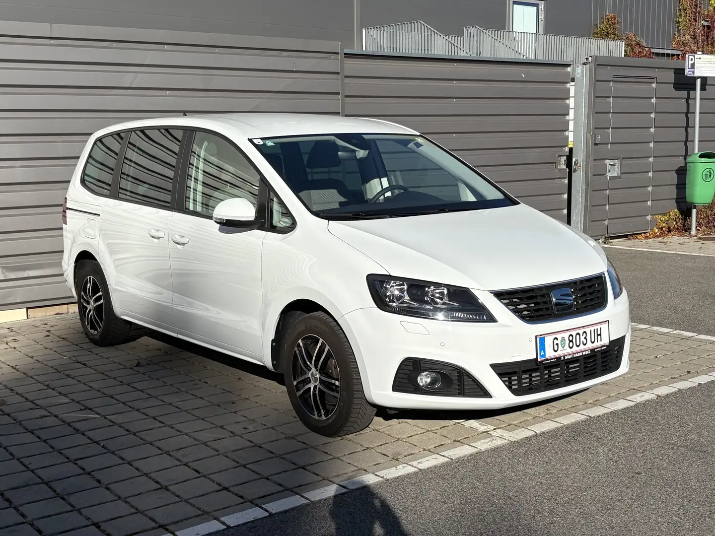 SEAT Alhambra Business 2,0 TDI - 1