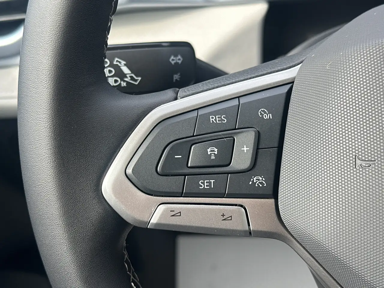 Volkswagen Taos снимка Volkswagen Taos