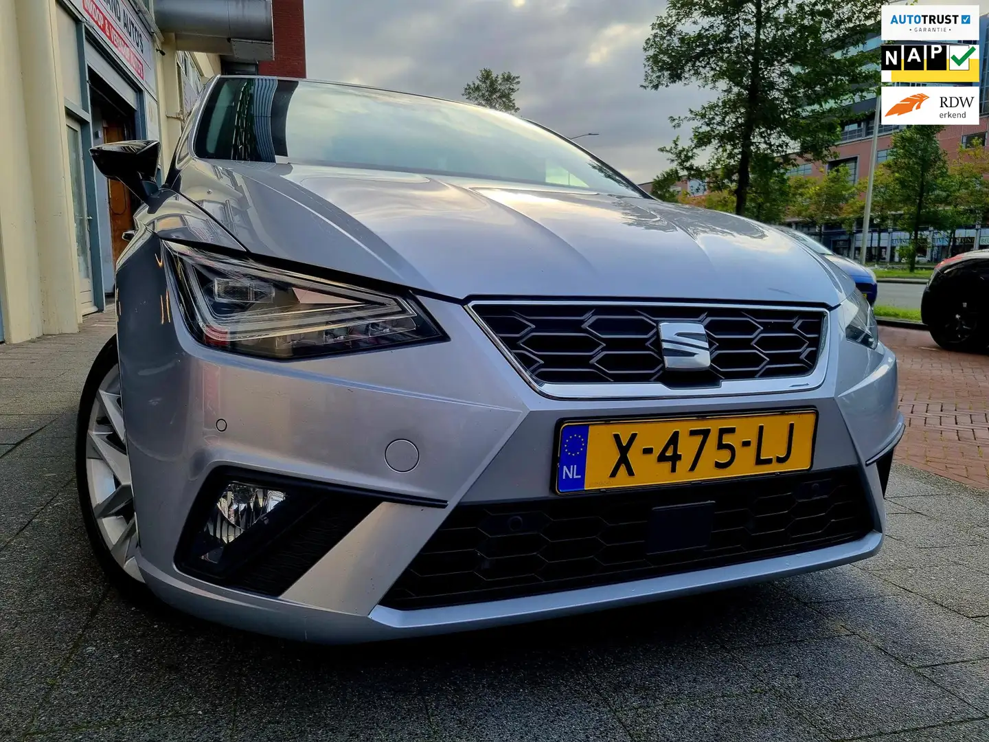 SEAT Ibiza 1.0 EcoTSI FR Dsg Fab.garantie Grijs - 1