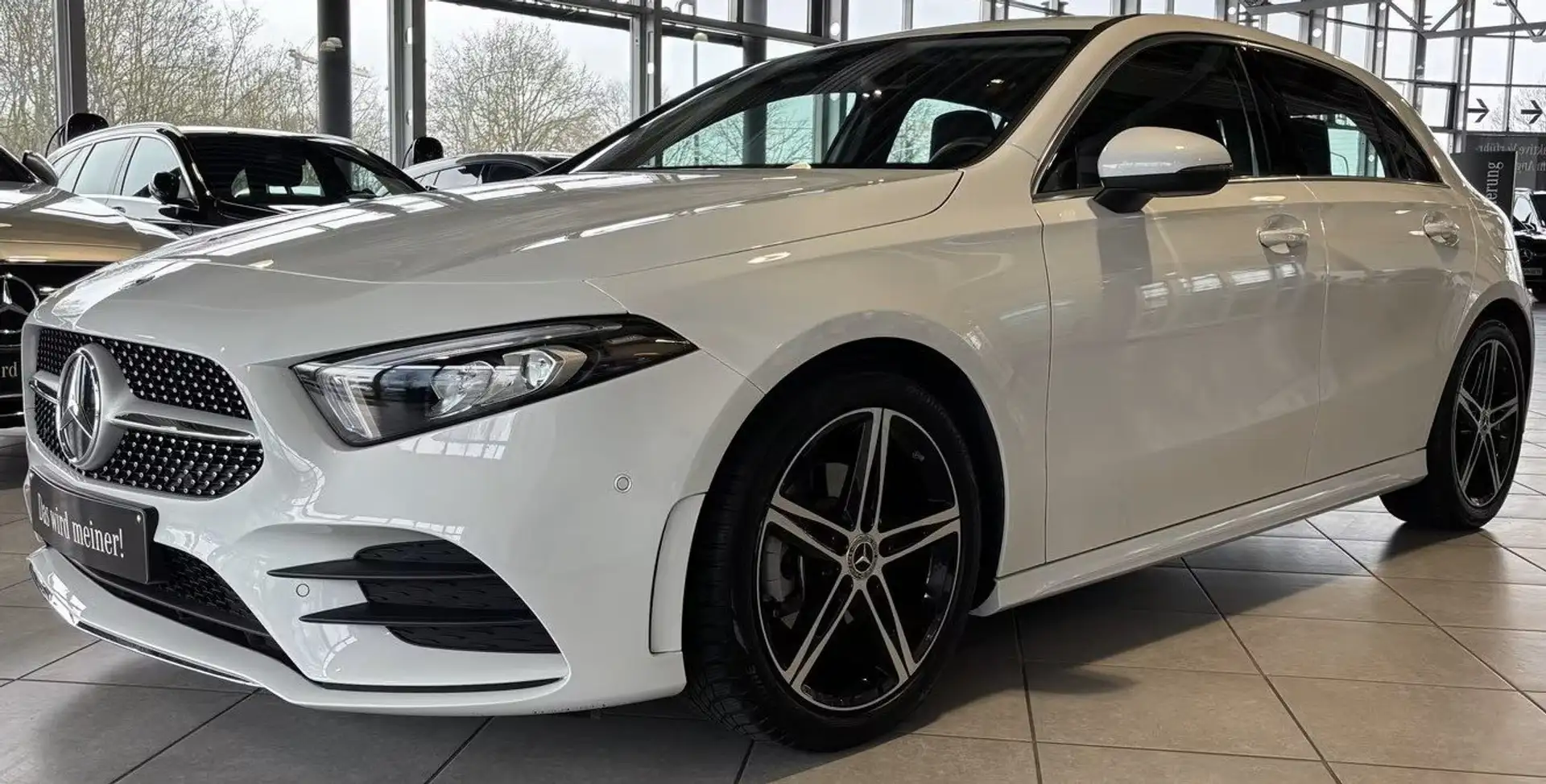 Mercedes-Benz A 180 A 180 AMG auto-KAMERA-LED-APPLECARPLAY Wit - 1