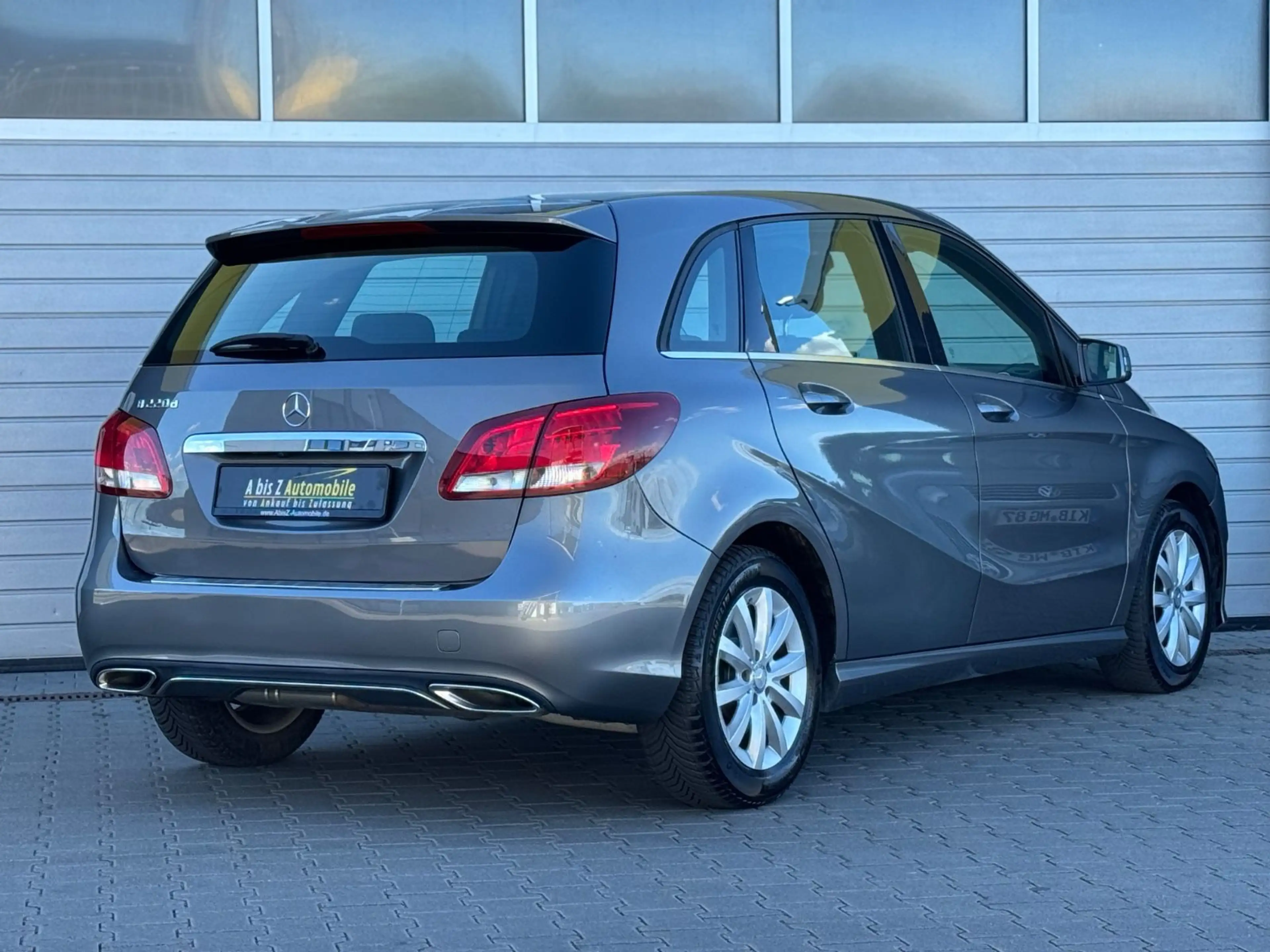 Mercedes-Benz B 220 B220d Style 1.Hand/SHZ/MFL/KAMERA/Garantie — photo 3