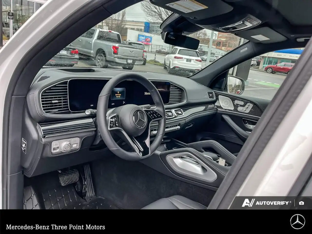 Mercedes-Benz GLE снимка Mercedes-Benz GLE