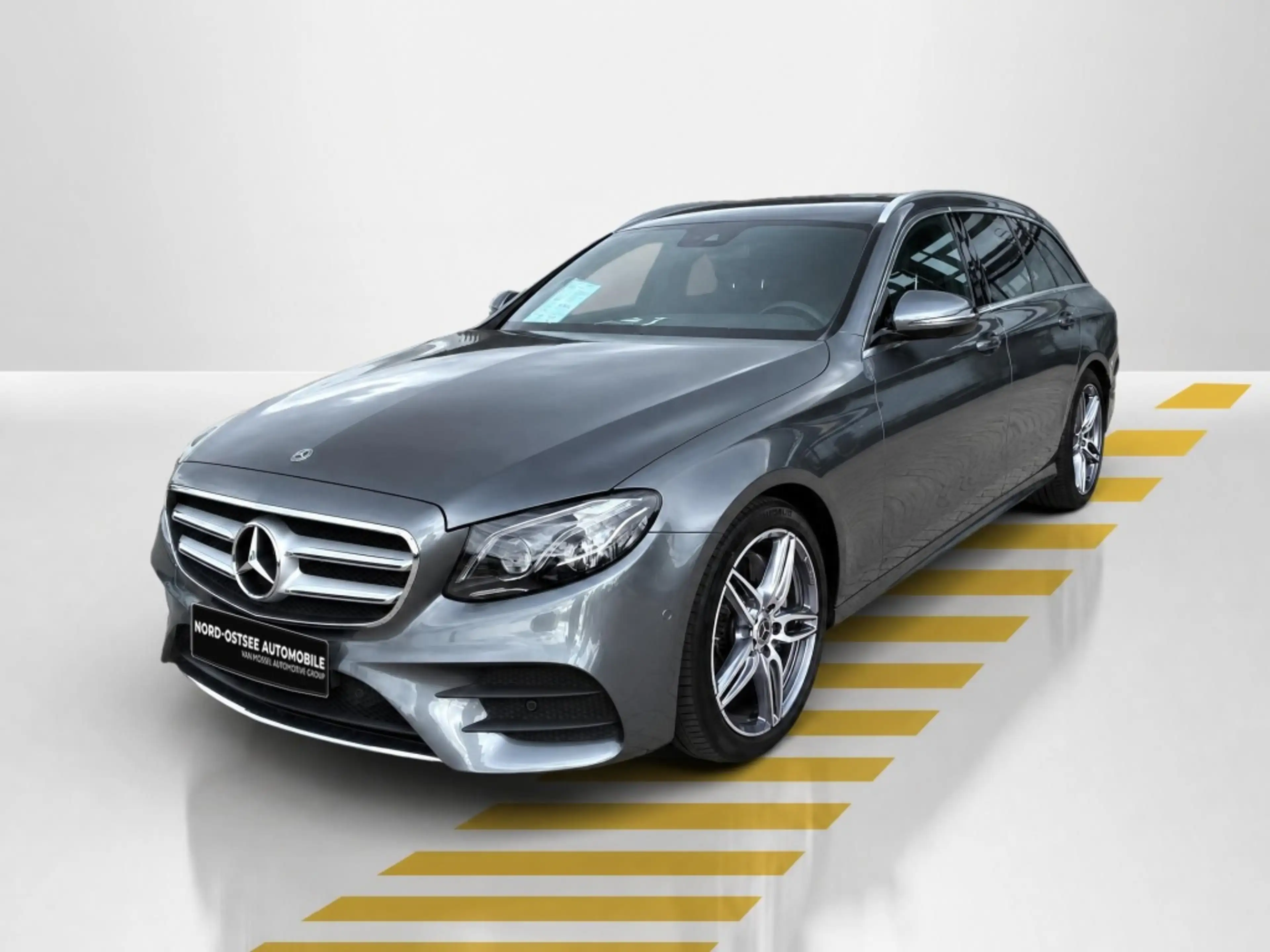 Mercedes-Benz E 200 T AMG COMAND AHK KAMERA MULTIBEAM LED SHZ — photo 2