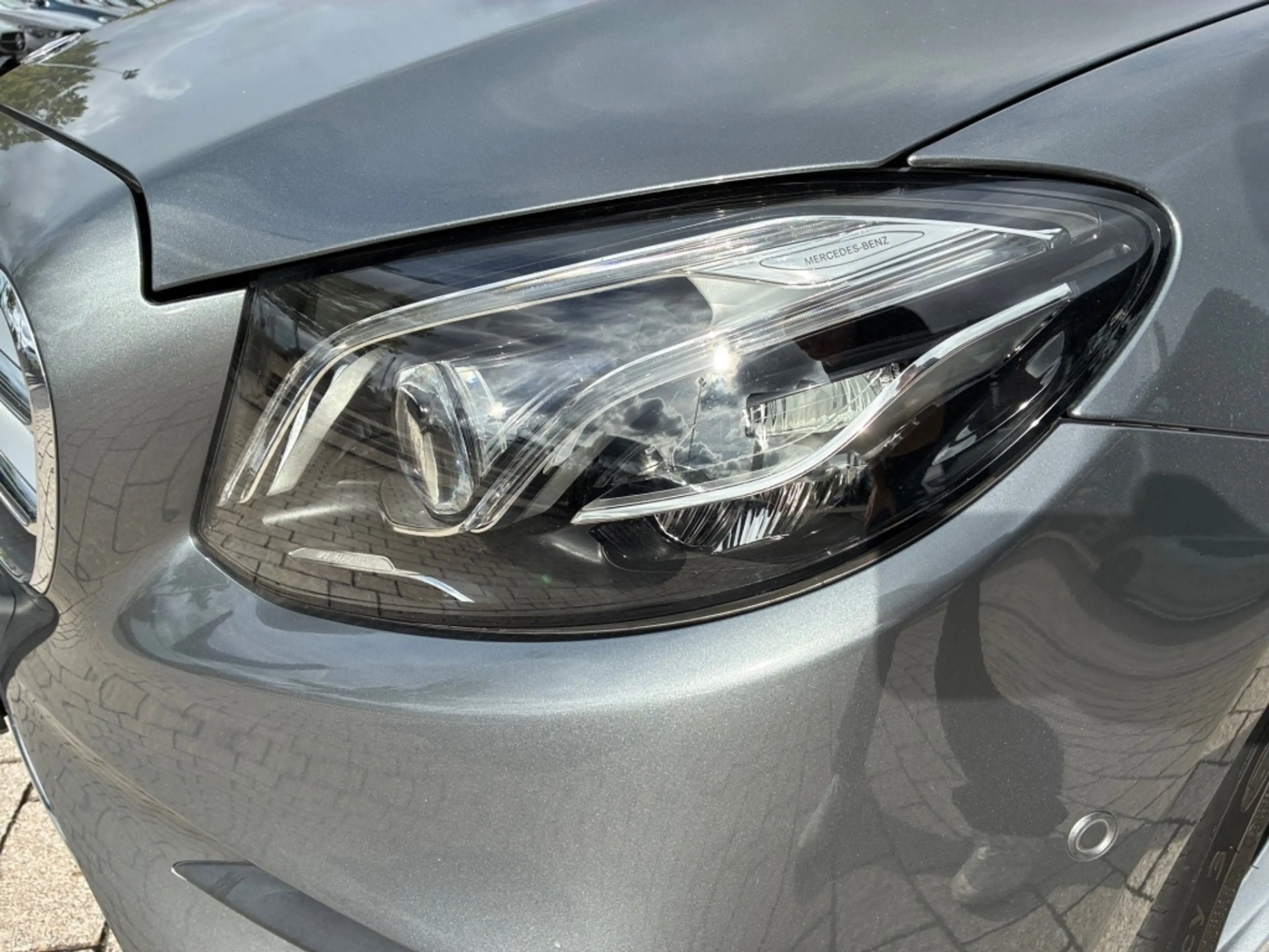 Mercedes-Benz E 200 T AMG COMAND AHK KAMERA MULTIBEAM LED SHZ — photo 4