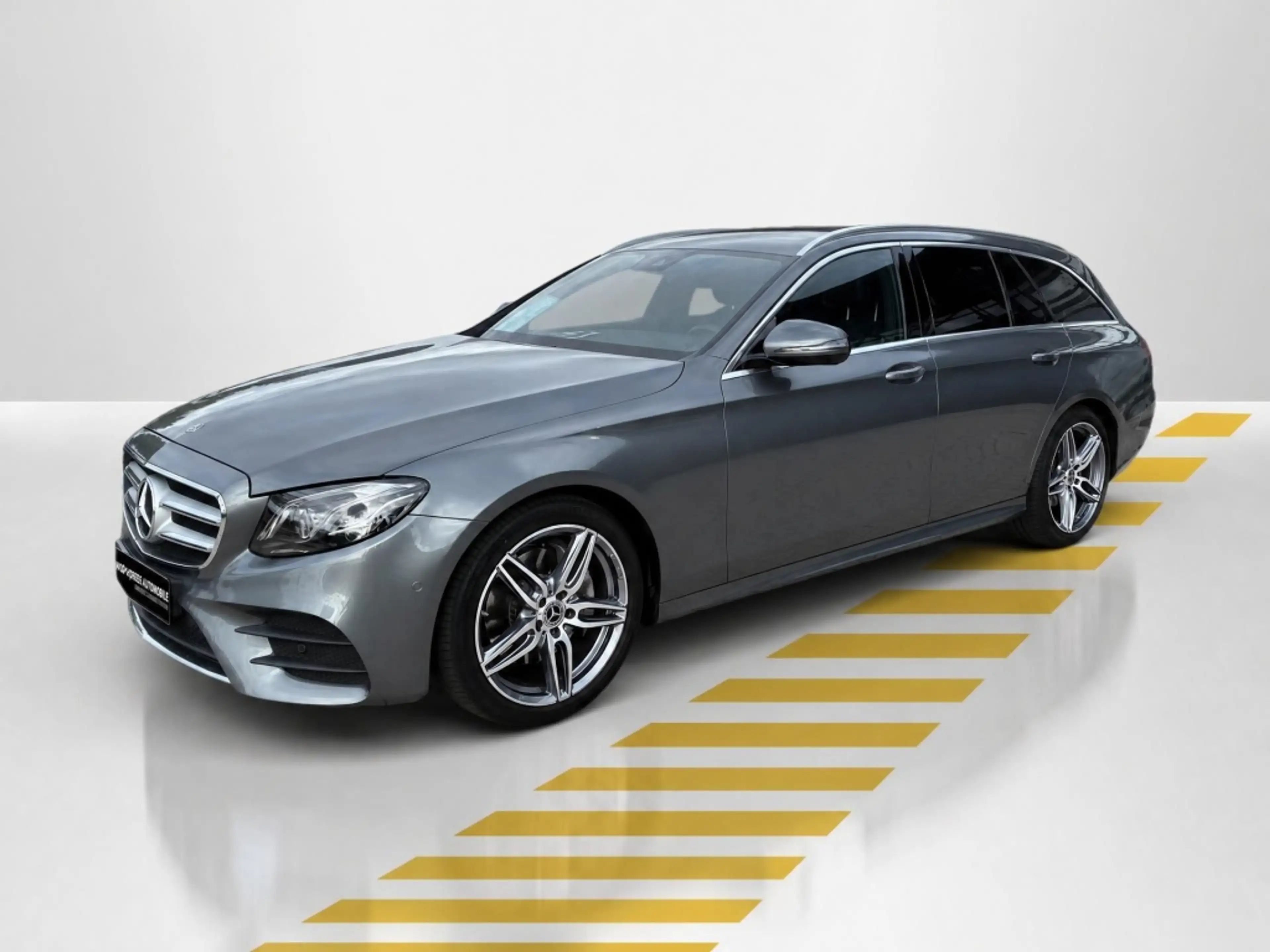Mercedes-Benz E 200 T AMG COMAND AHK KAMERA MULTIBEAM LED SHZ — photo 3