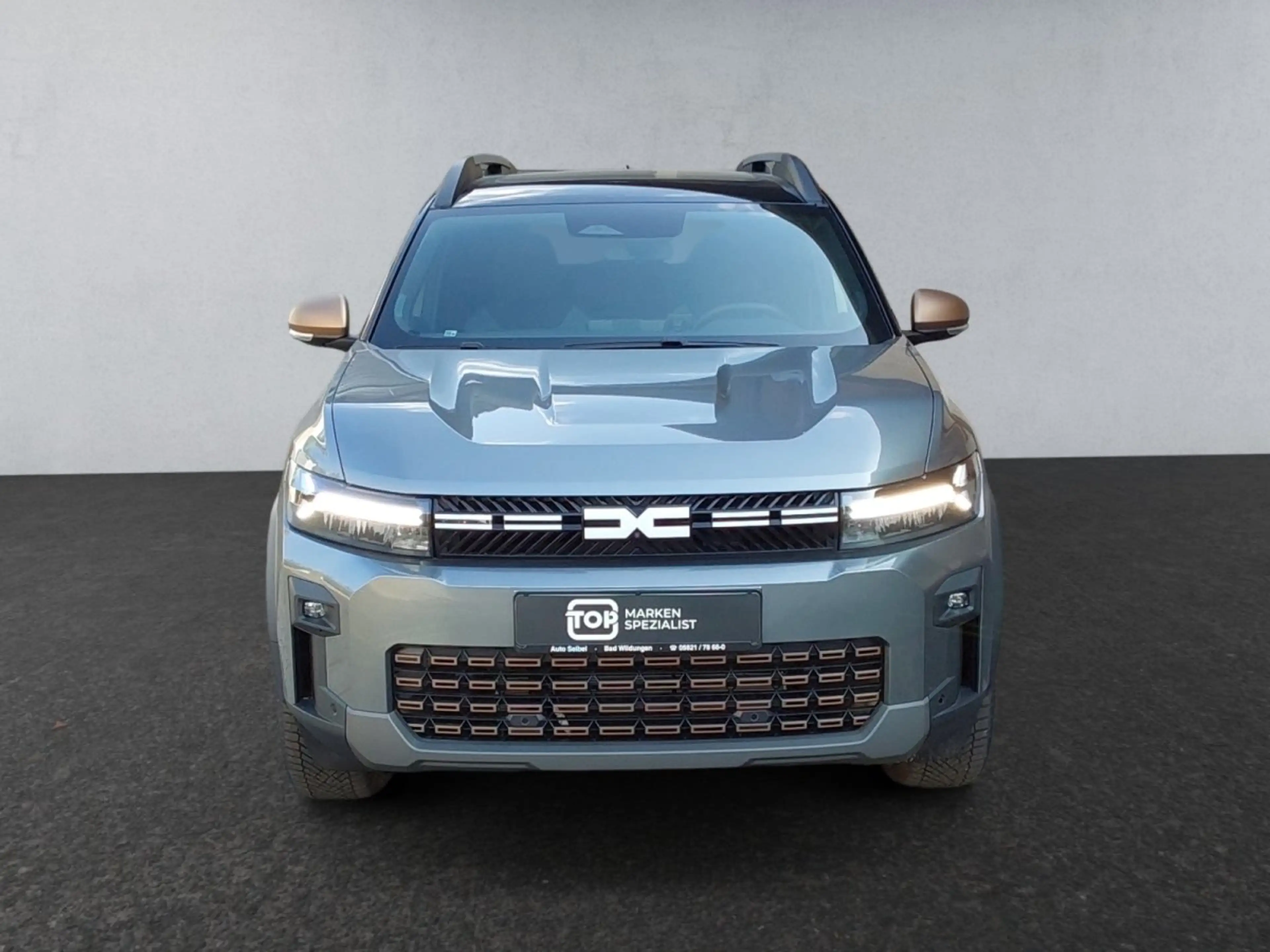 Dacia Bigster Hybrid-G 150 4x4 Extreme — photo 2