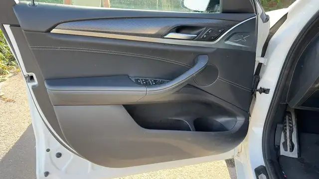 BMW X4 view 7