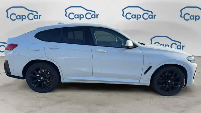 BMW X4 view 4