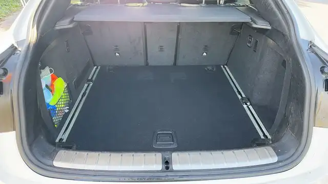 BMW X4 view 14