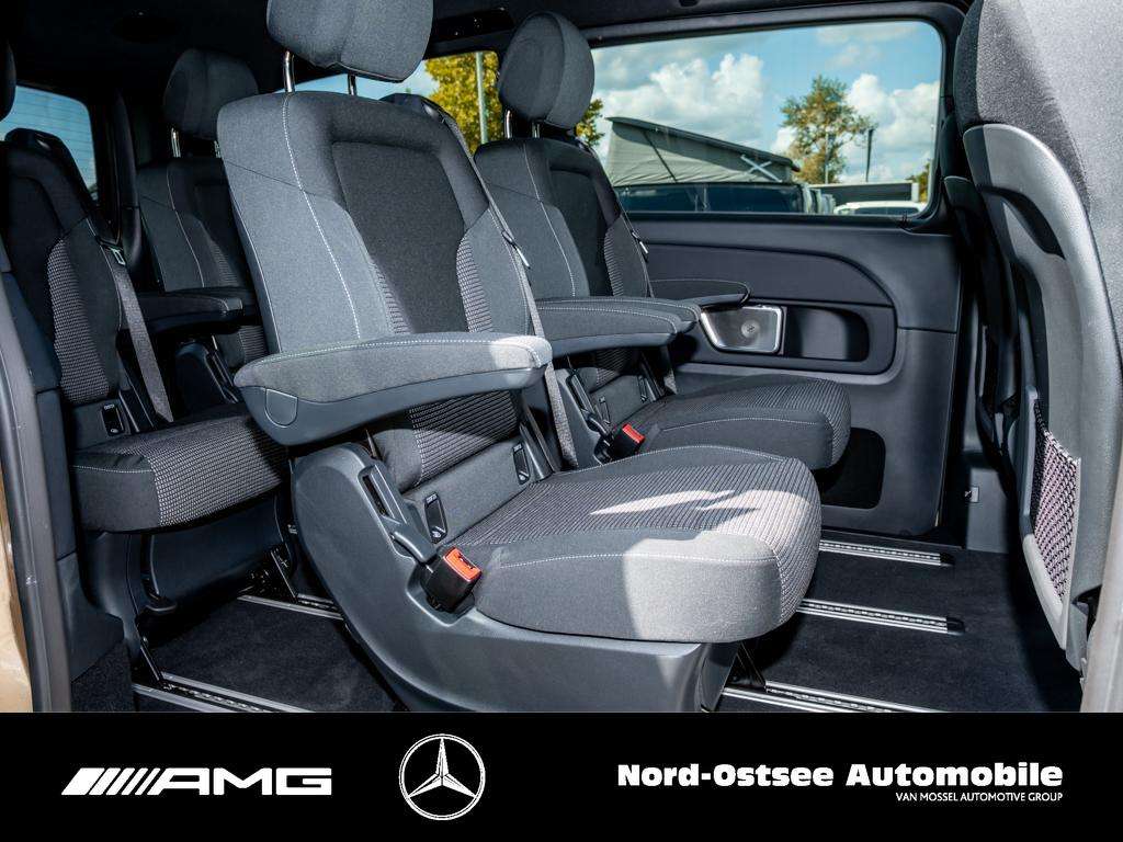 Mercedes-Benz V 220