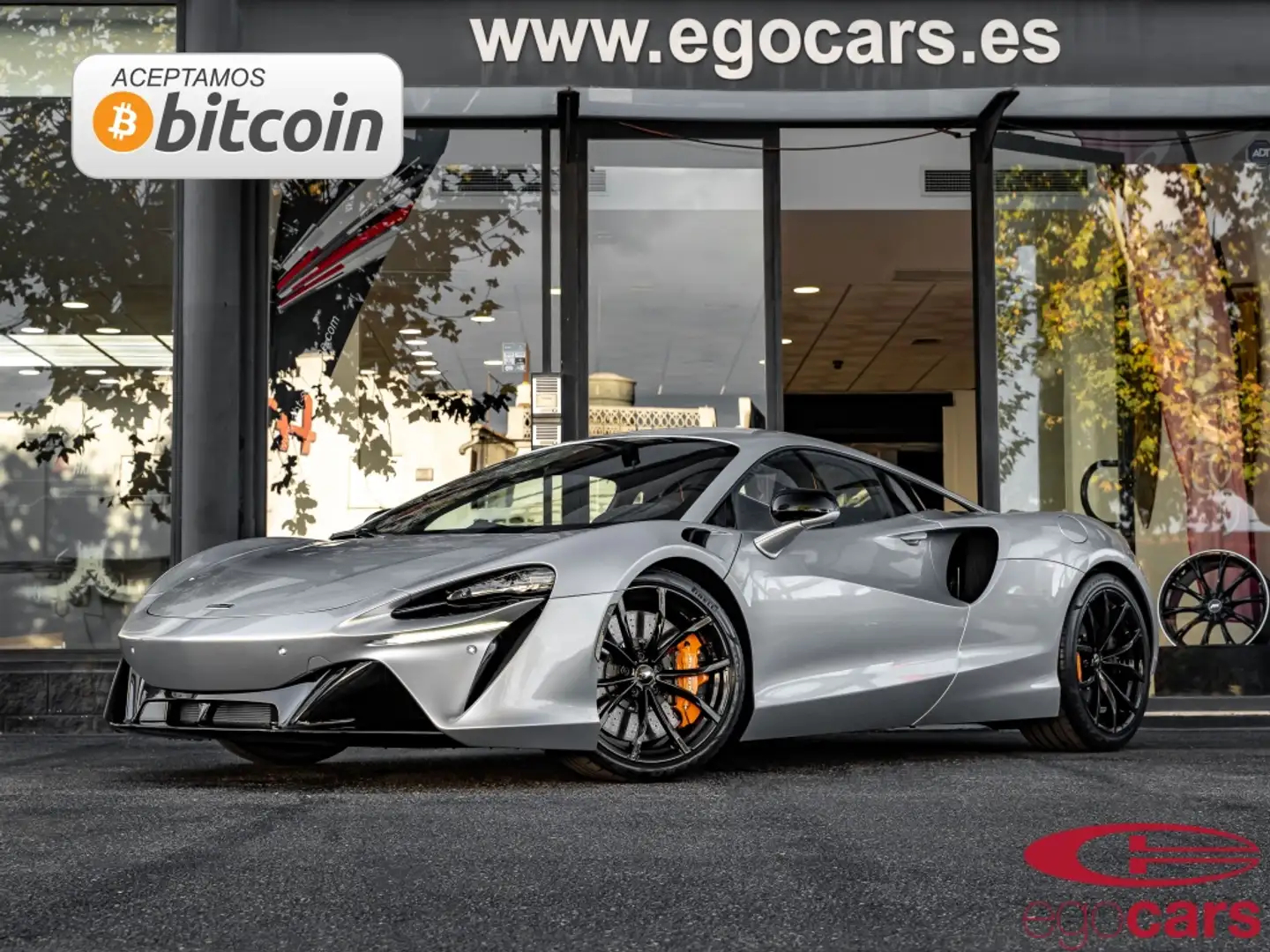 McLaren Artura Grey - 2