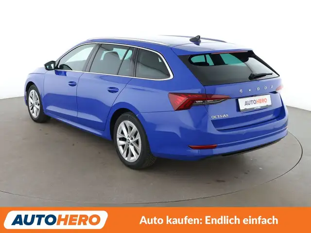 Skoda Octavia view 4