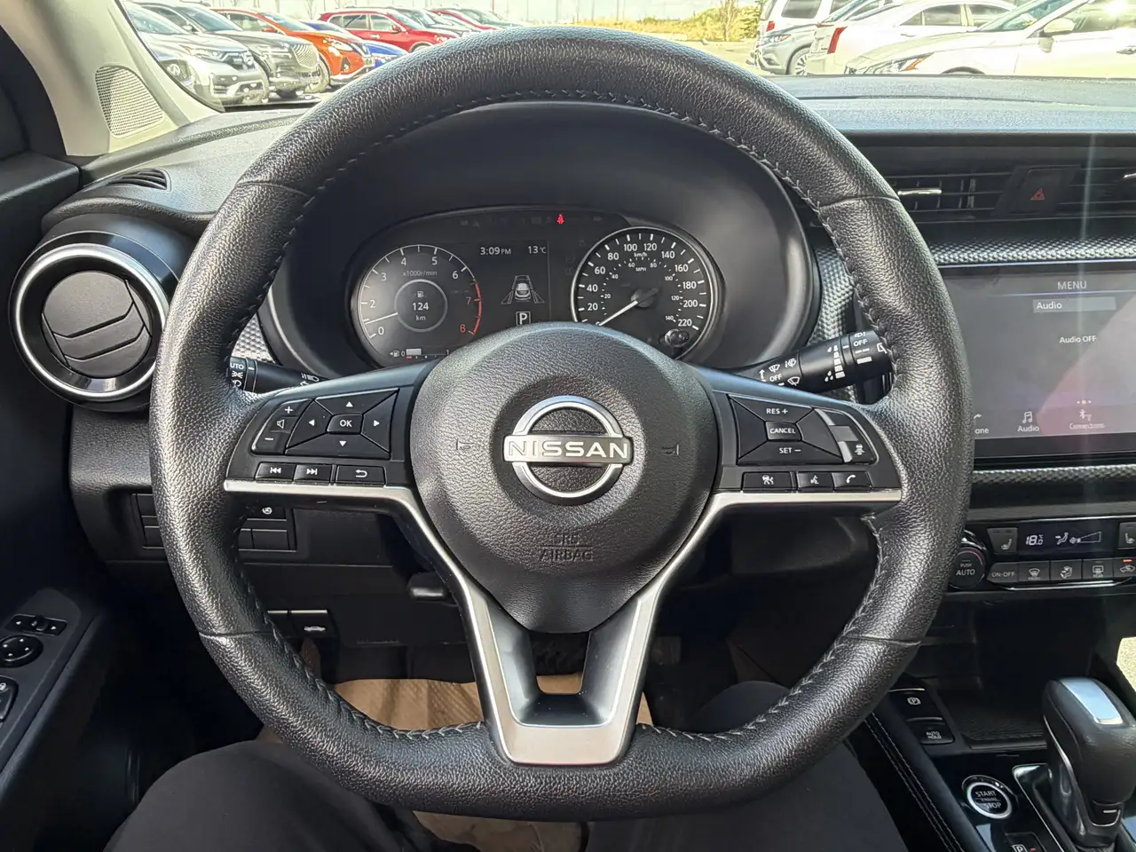 Nissan Kicks снимка Nissan Kicks