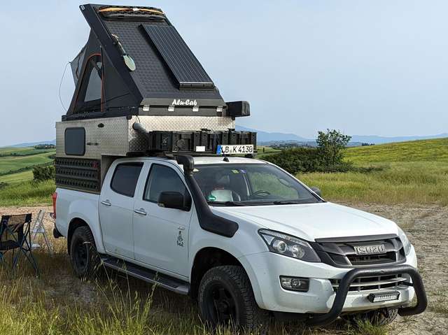 Imagine Isuzu D-Max D-Max 4x4 Double Cab Premium