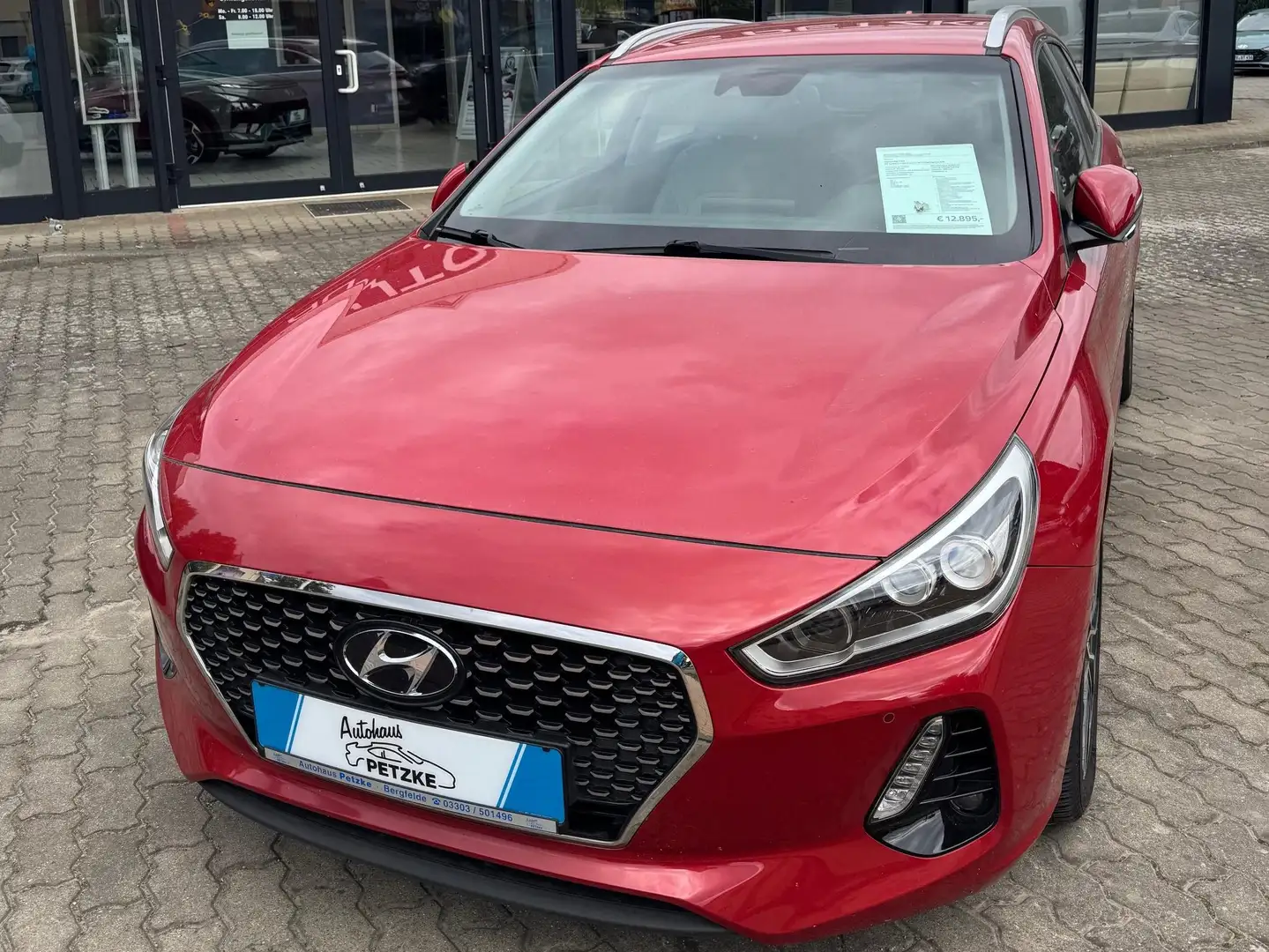 Hyundai i30 i30 Kombi1.4 T-GDI Premium Standheizung Rouge - 1