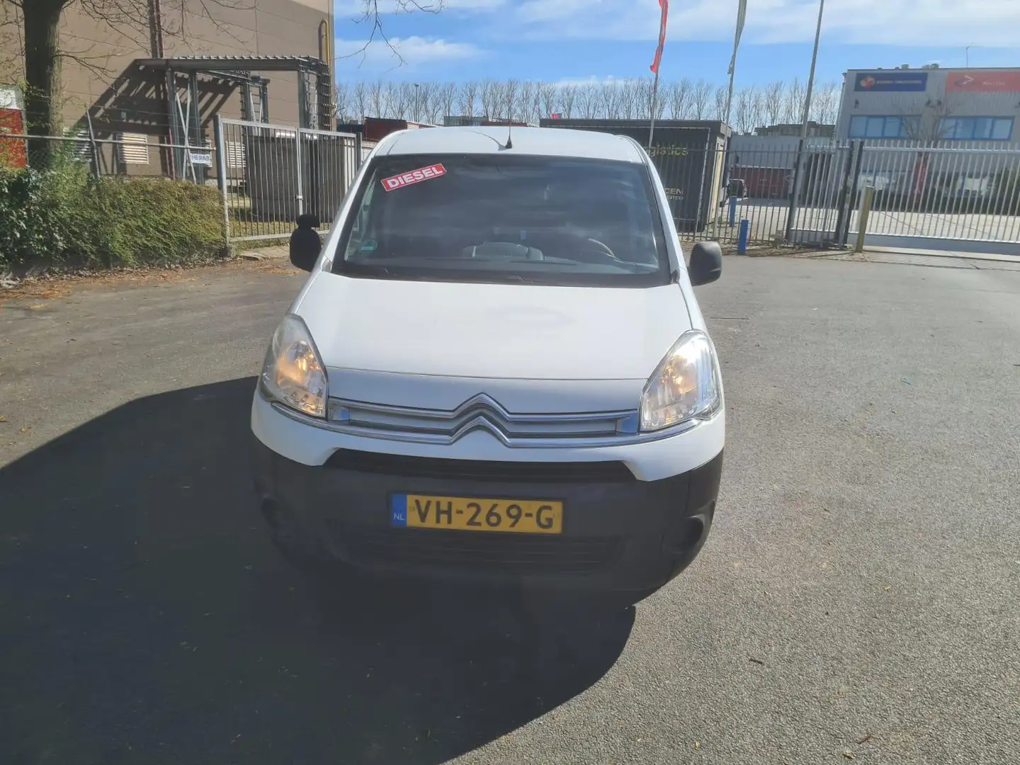 Citroen Berlingo 1.6 e-HDI 500 Comfort Economy LEUKE AUTO RIJDT EN Wit - 2