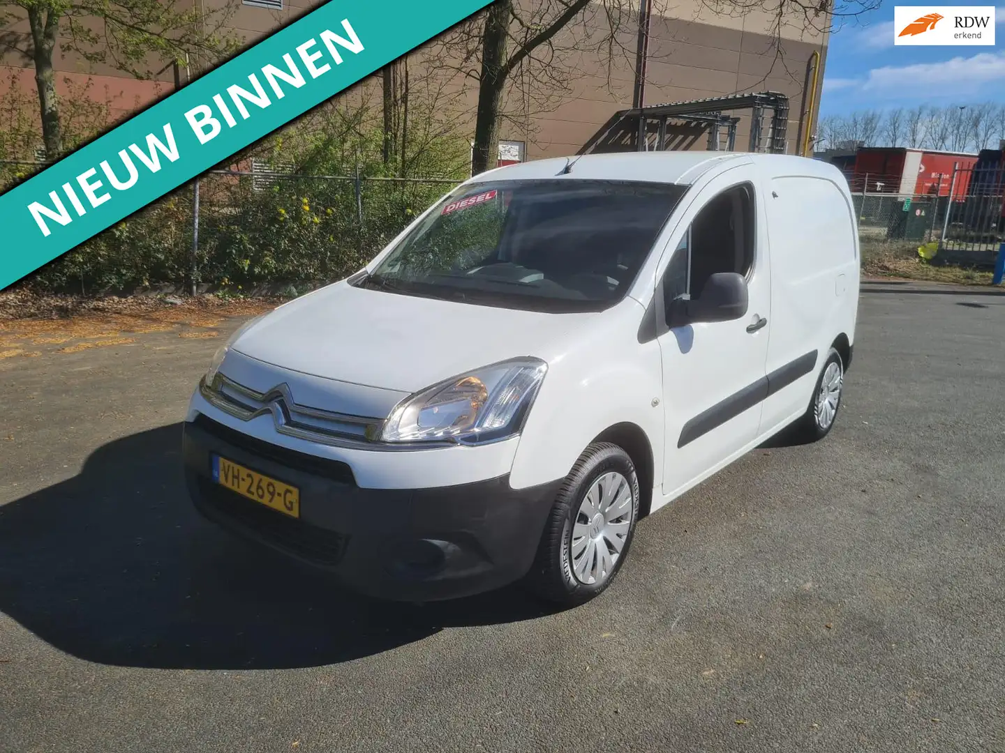 Citroen Berlingo 1.6 e-HDI 500 Comfort Economy LEUKE AUTO RIJDT EN Wit - 1