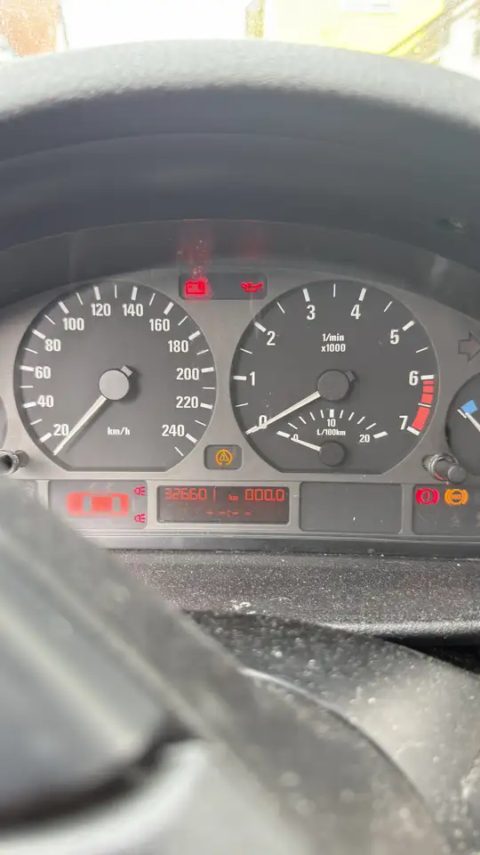 BMW 328i | 6-Zylinder | Handschalter | Harman Kardon, foto 10